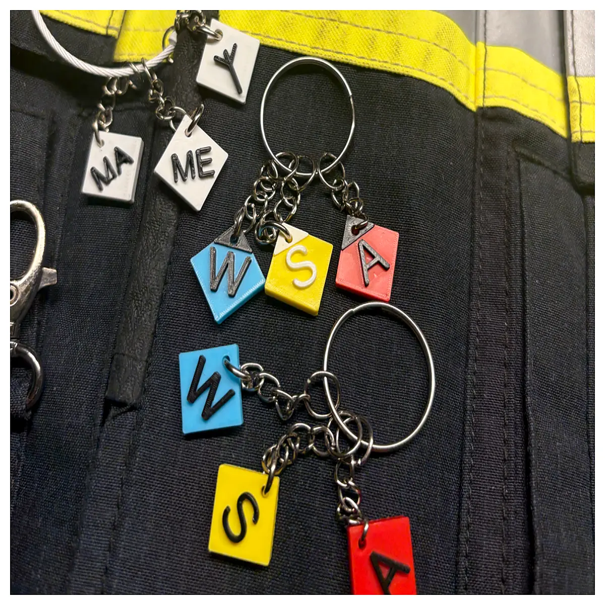 Firefighter Keychain Fire Department Commemorative Fire Brigade Badge Fire Gift