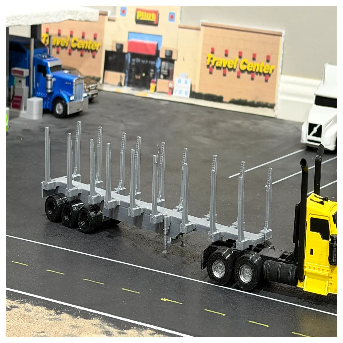 164 Foot Wood Haul Truck Transport Lumber Construction Transport Large Scale Transport Equipment