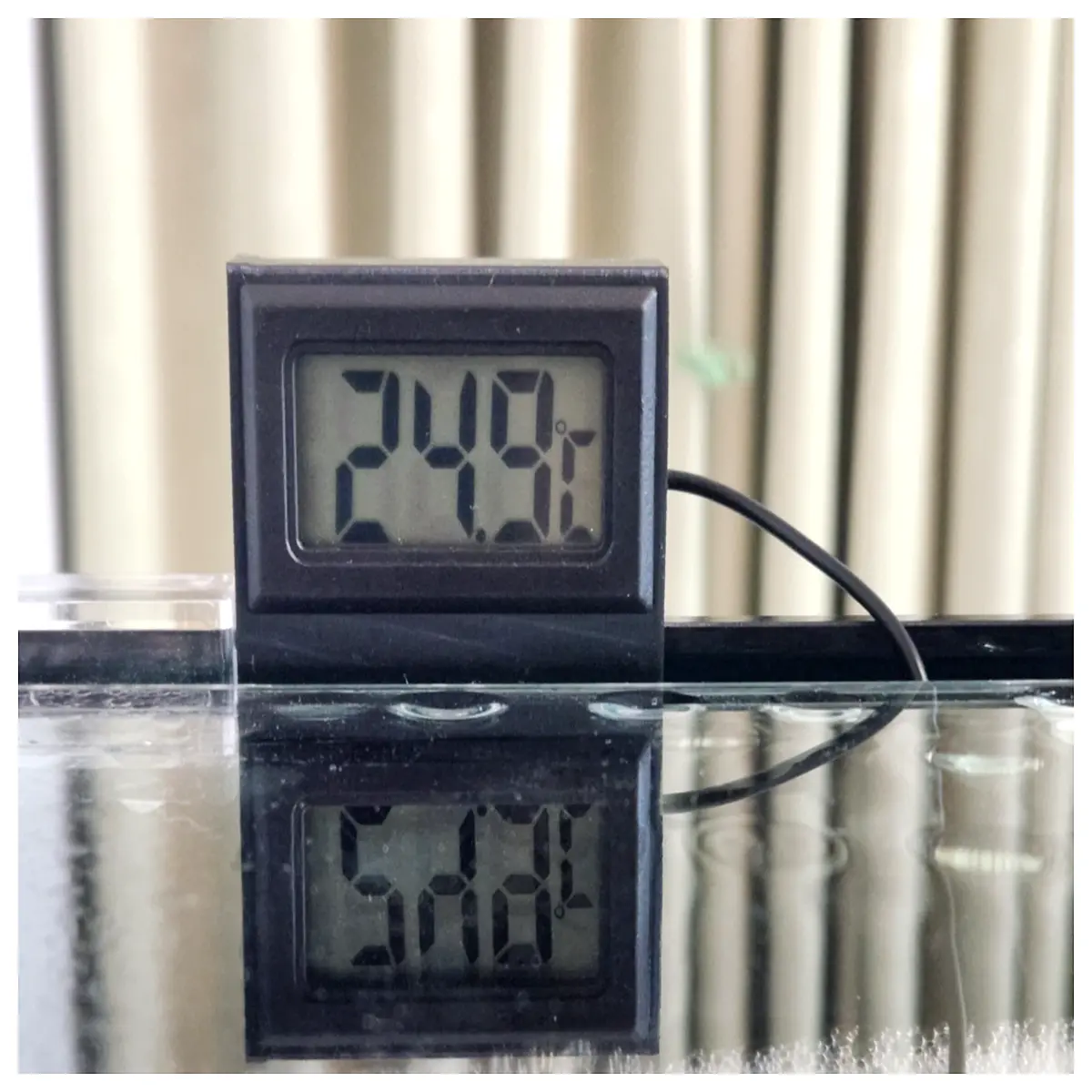 Aquarium Thermometer Holder Aquarium Accessories Acrylic Floating Bracket Tank Temperature Measurement Fish Tank Decoration