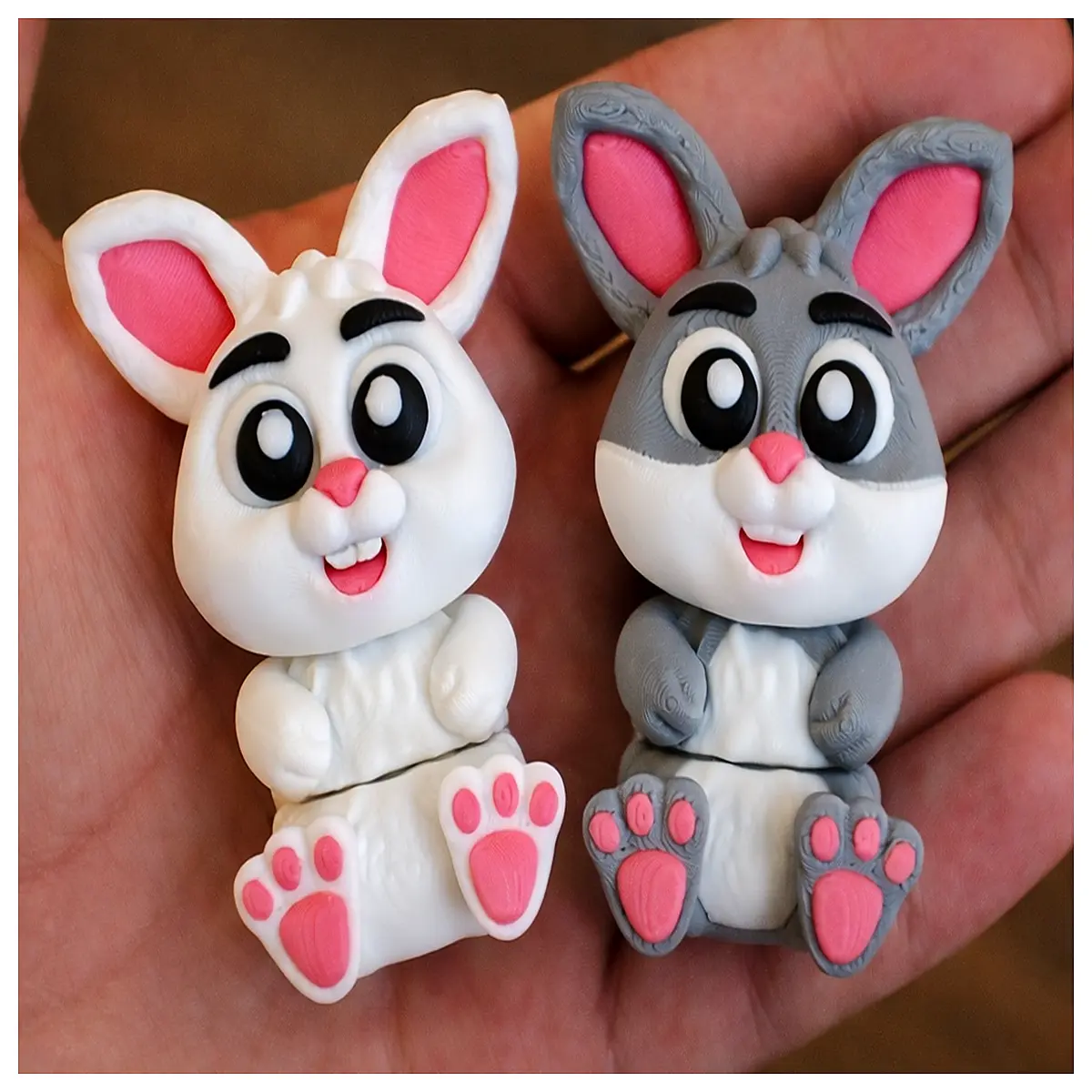 Adorable Movable Rabbit Keychain Desk Decor Gift Idea Creative Ornament Rabbit Accessory