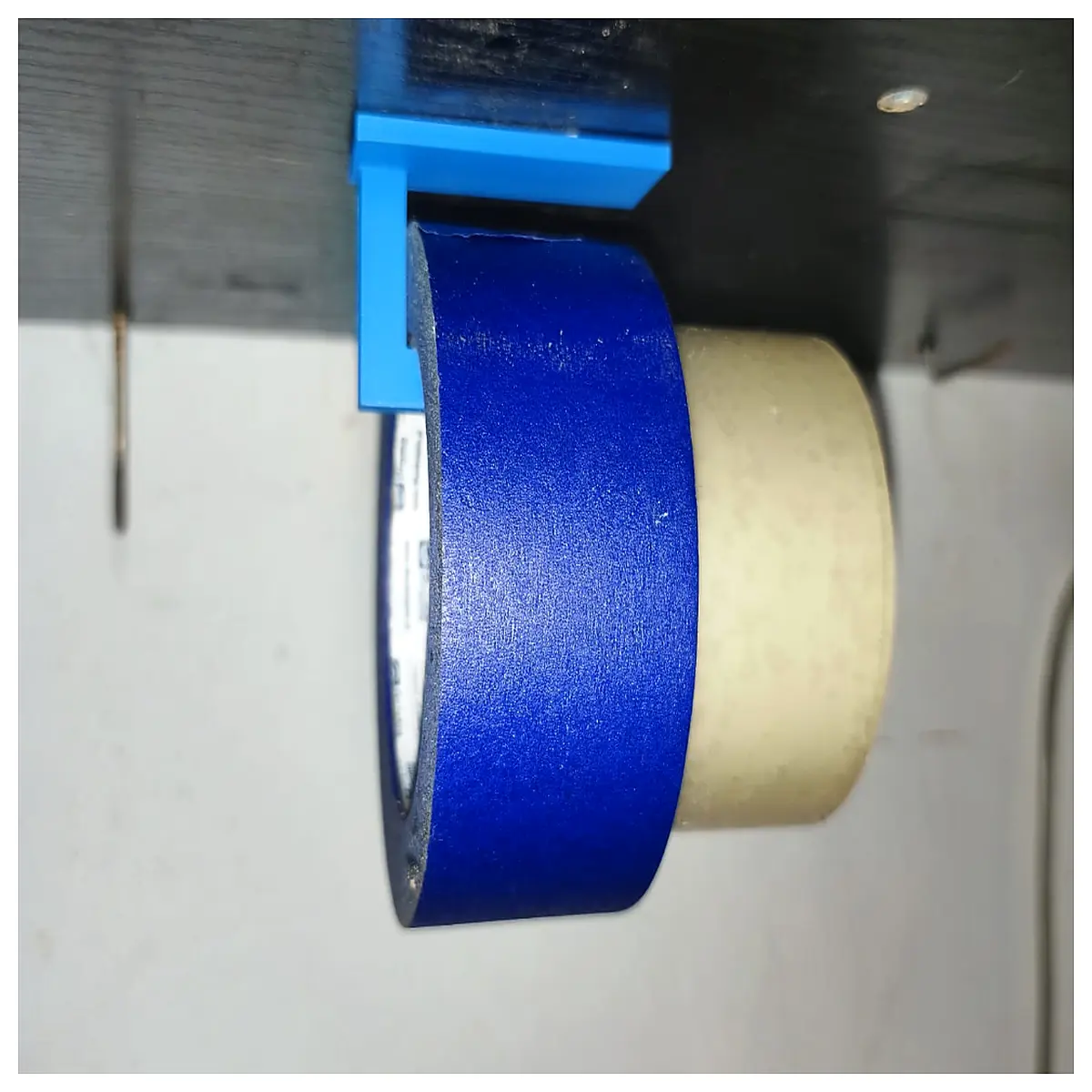 duty tape dispenser with non slip base for packing boxes