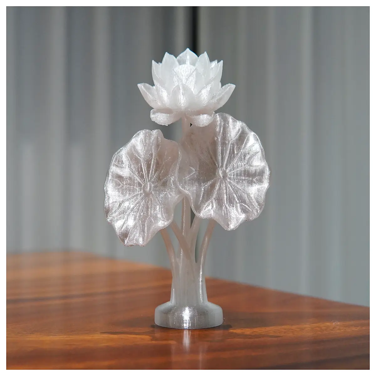 Ice Reflecting the Moon Flower Ornament Artificial Flowers Potted Plant Decoration Living Room Home Decor Creative Gift