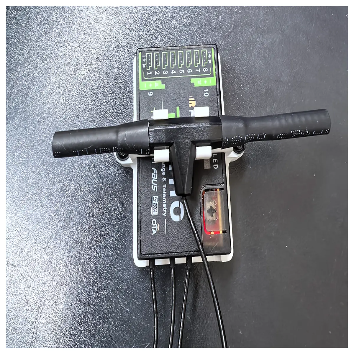 RISIKEY TDR10TDSR10 Receiver Base Mount Support Wireless Signal Receiver Fixing Stand Signal Reception Accessory