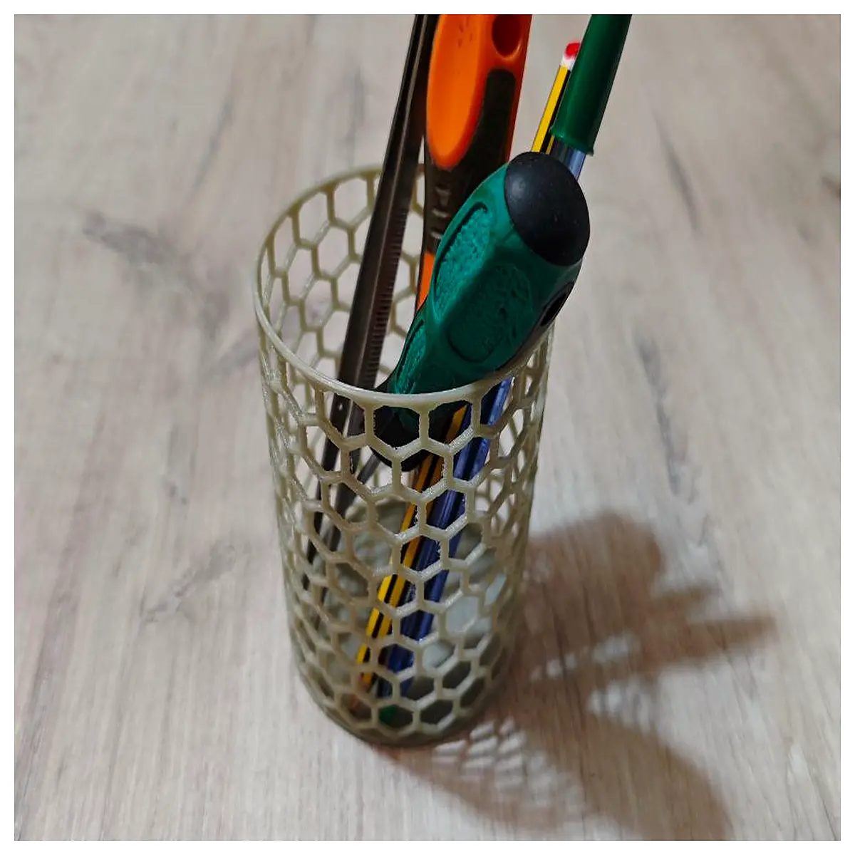 Hexagonal Pencil Holder Creative Desktop Organizer Geometric Shape Office School Supplies Storage Box Multi Compartment Design