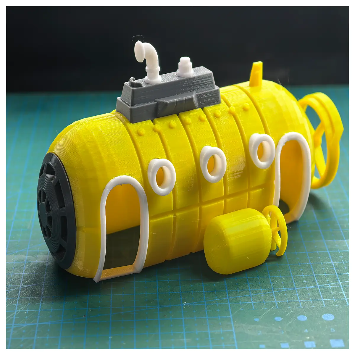 Submarine Pet House Realistic Underwater Cave Pet Shelter Pet Toy Pet House Submarine Theme Play Cave Pet Space