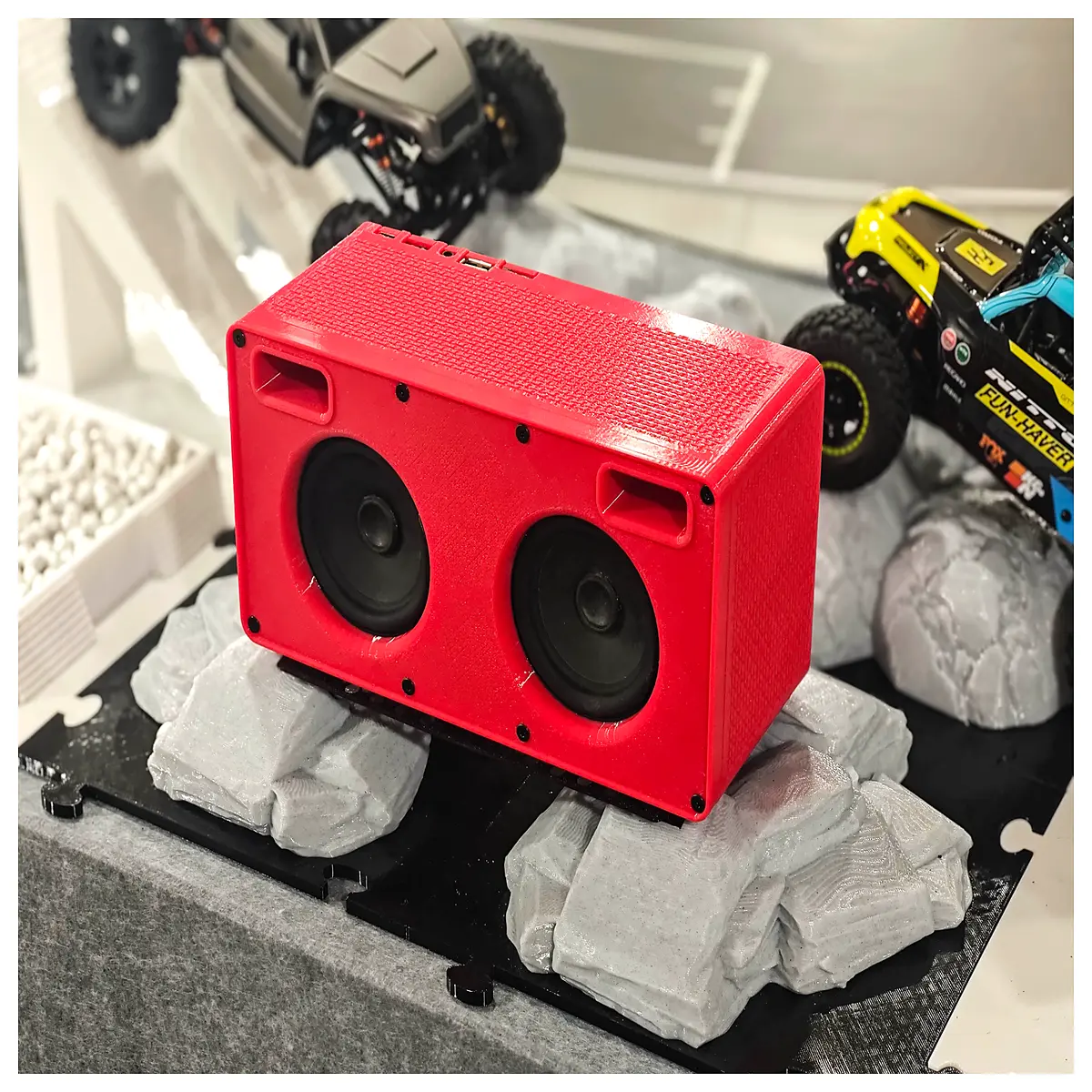 Music Blocks Speaker 20W Wireless Bluetooth Portable Speaker Rechargeable 25 2 Inch Drivers Mobile Music Support