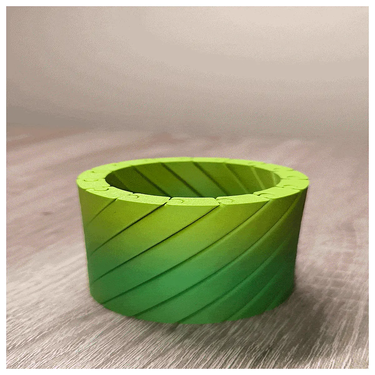Spinning Release Cup Direct Flow Fidget Toy Stress Relief Desk Quiet Fun Toy Office Student Use