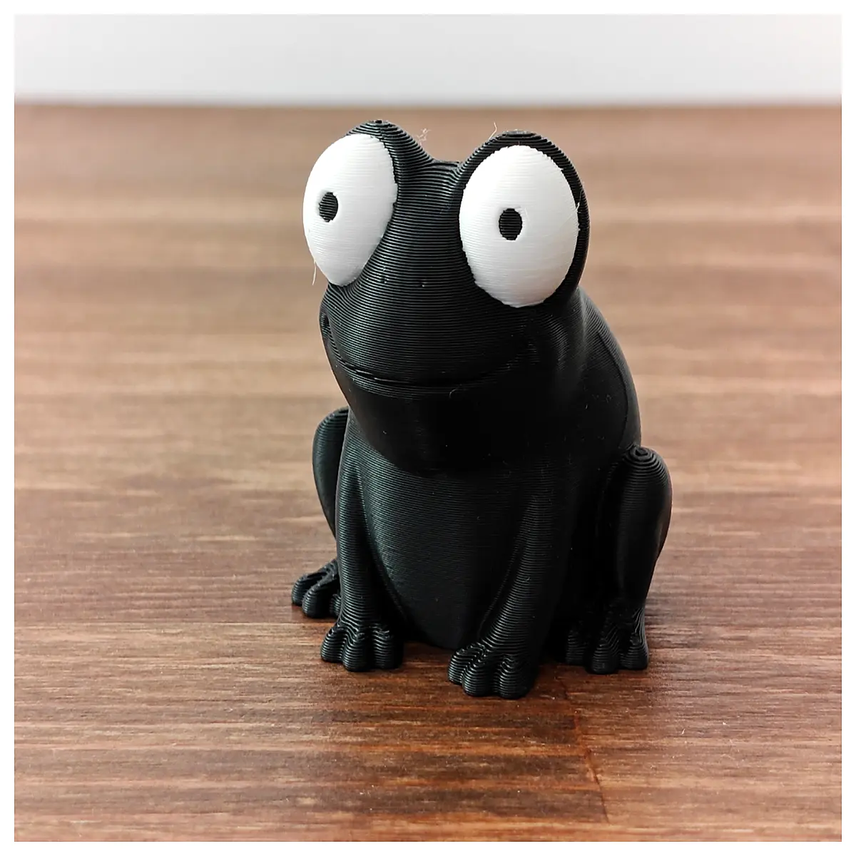 Cute Cartoon GIF Animation Surprise Googly Eyes Funny Expression Desktop Phone Wallpaper