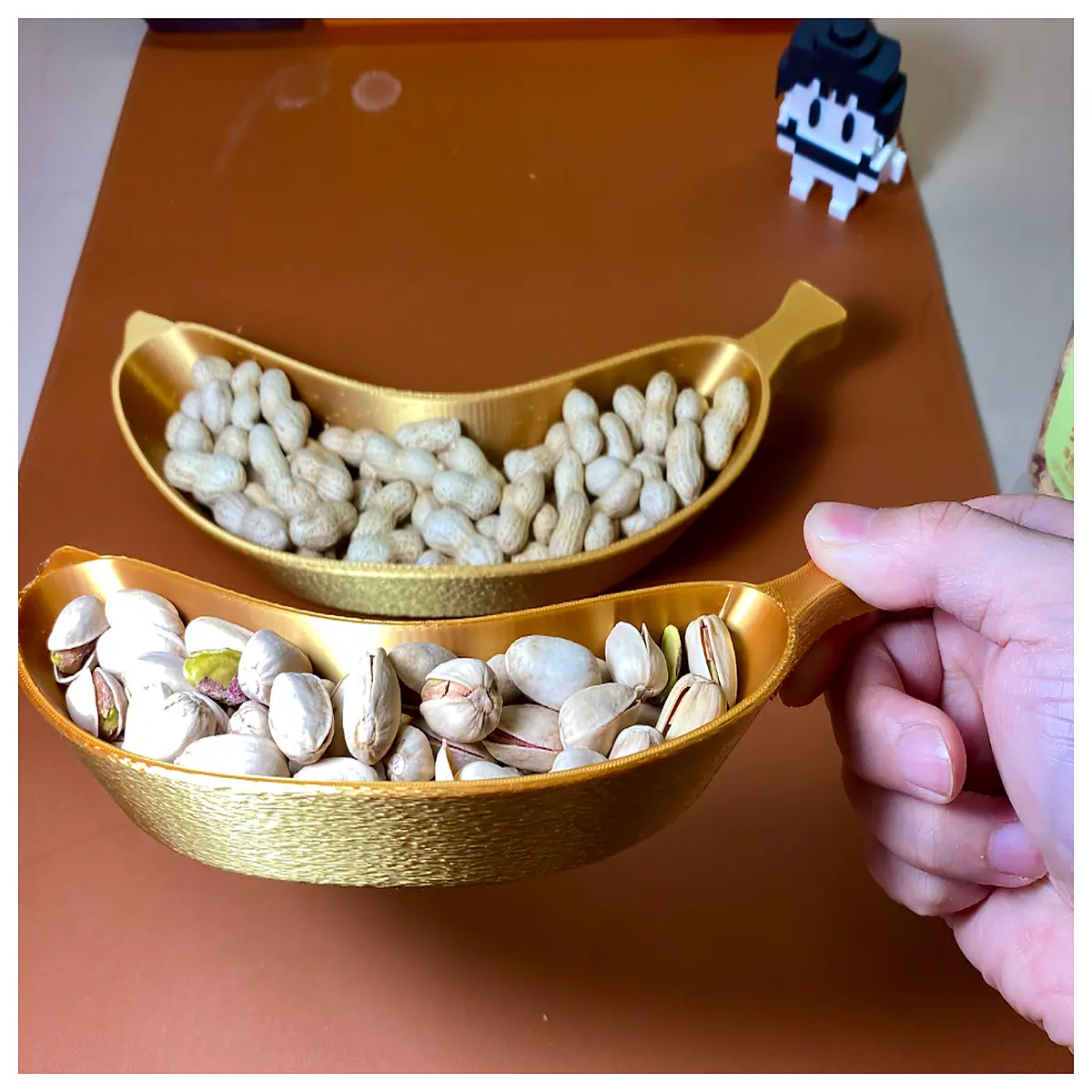Golden Banana Pot Pet Bowls Snack Box Organizer Hamster Food Plate Key Holder Desk Stationery Storage Decorative Display Home Organizer