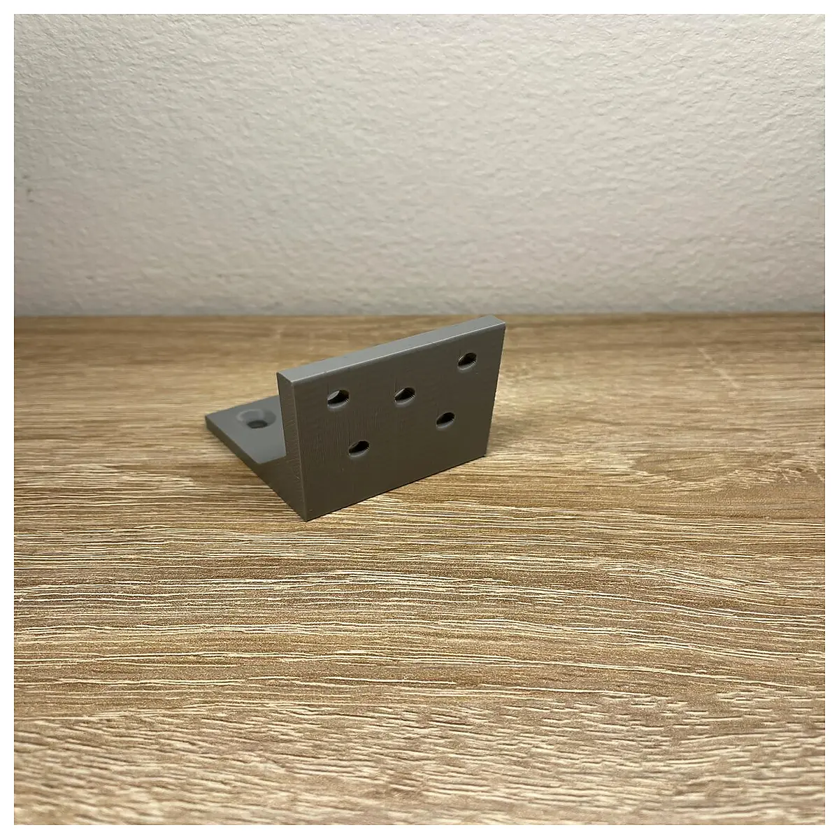 4mm hole countercunkered corner brackets steel angle iron shelf support hardware mounting