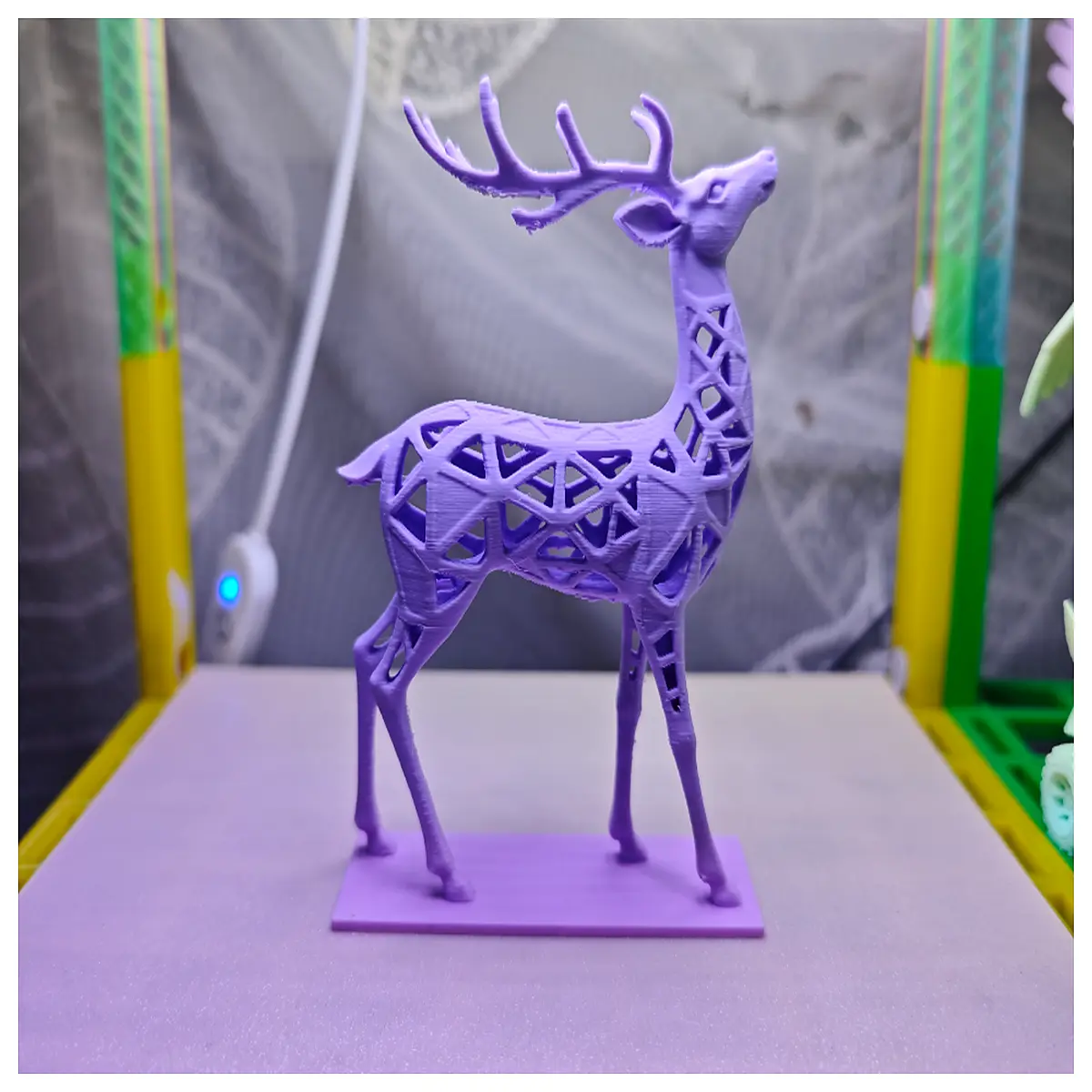 Carved Deer Sculpture Decor Figurine Home Art Animal Statue Creative Gift Modern Design