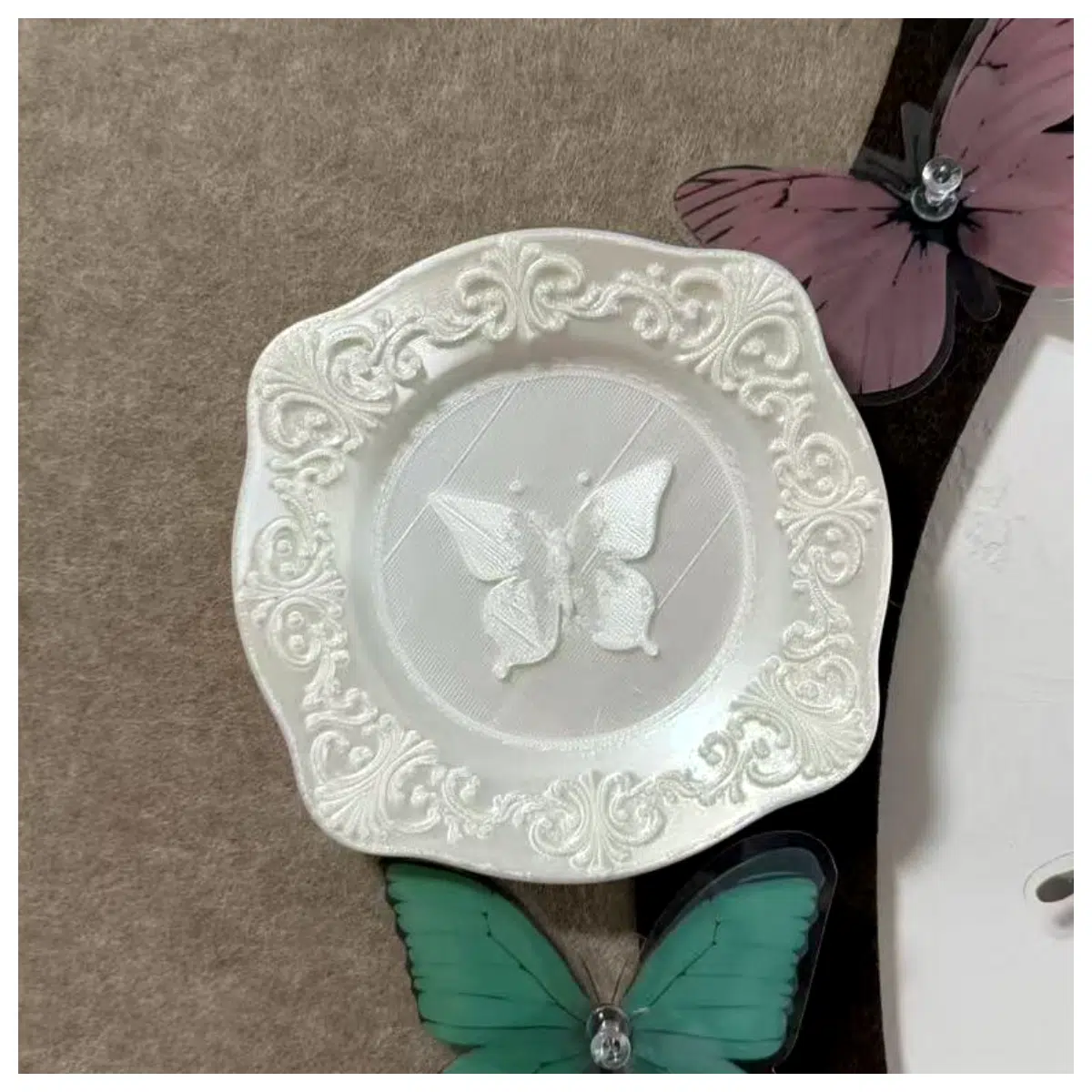 Baroque Small Square Tray Decorative Accent European Style Tabletop Ornament Gift Creative Home Decor Cabinet Decoration
