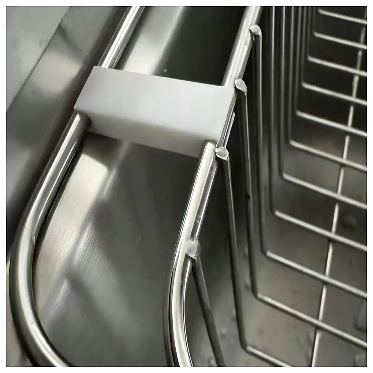 Kitchen Draining Basket Detachable Clips Fast Drainage Funnel Filter Basket Easy to Kitchen Accessories