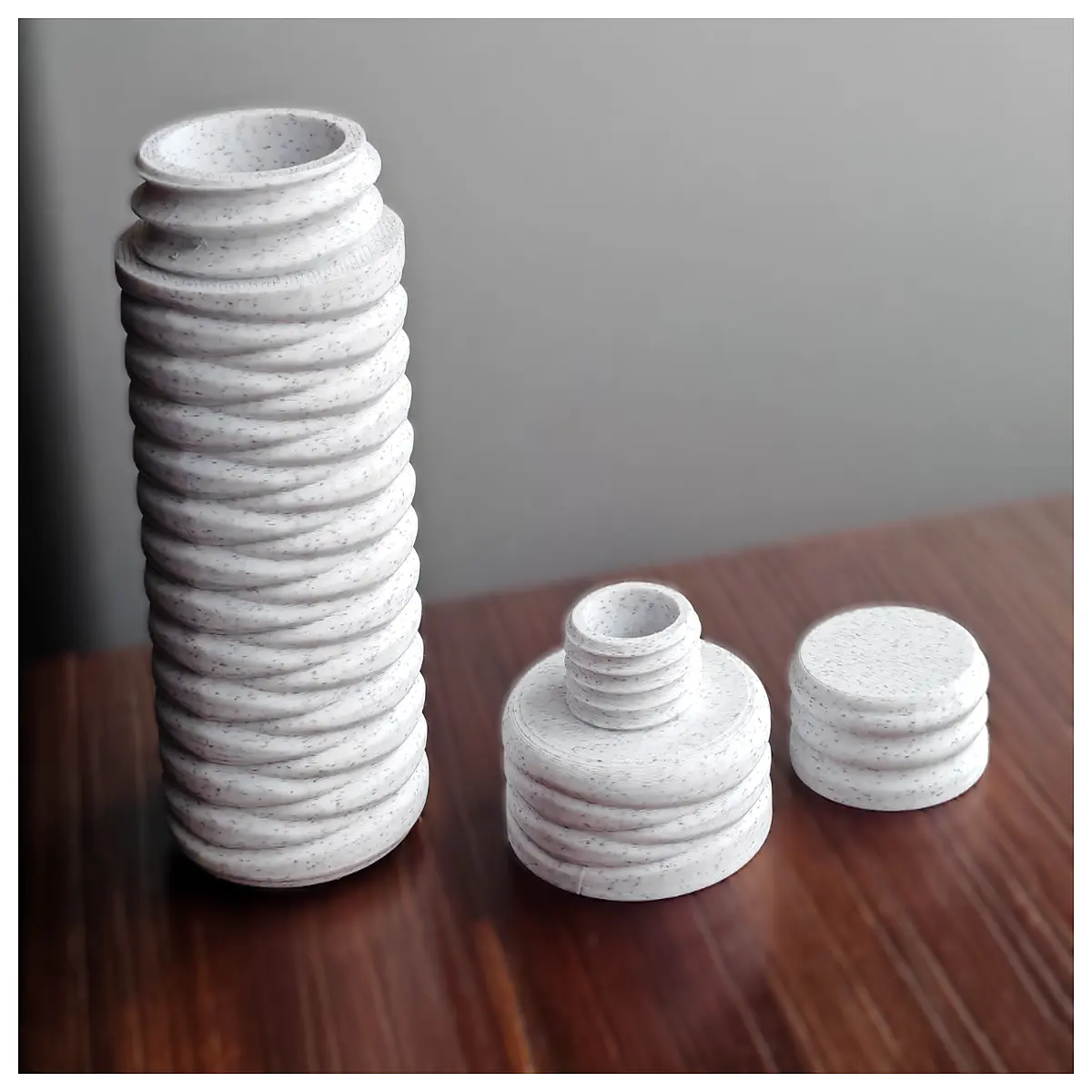 small screw cap plastic bottles for essential oils cosmetic lotion containers with dropper caps leak proof travel size vials for perfume and skincare