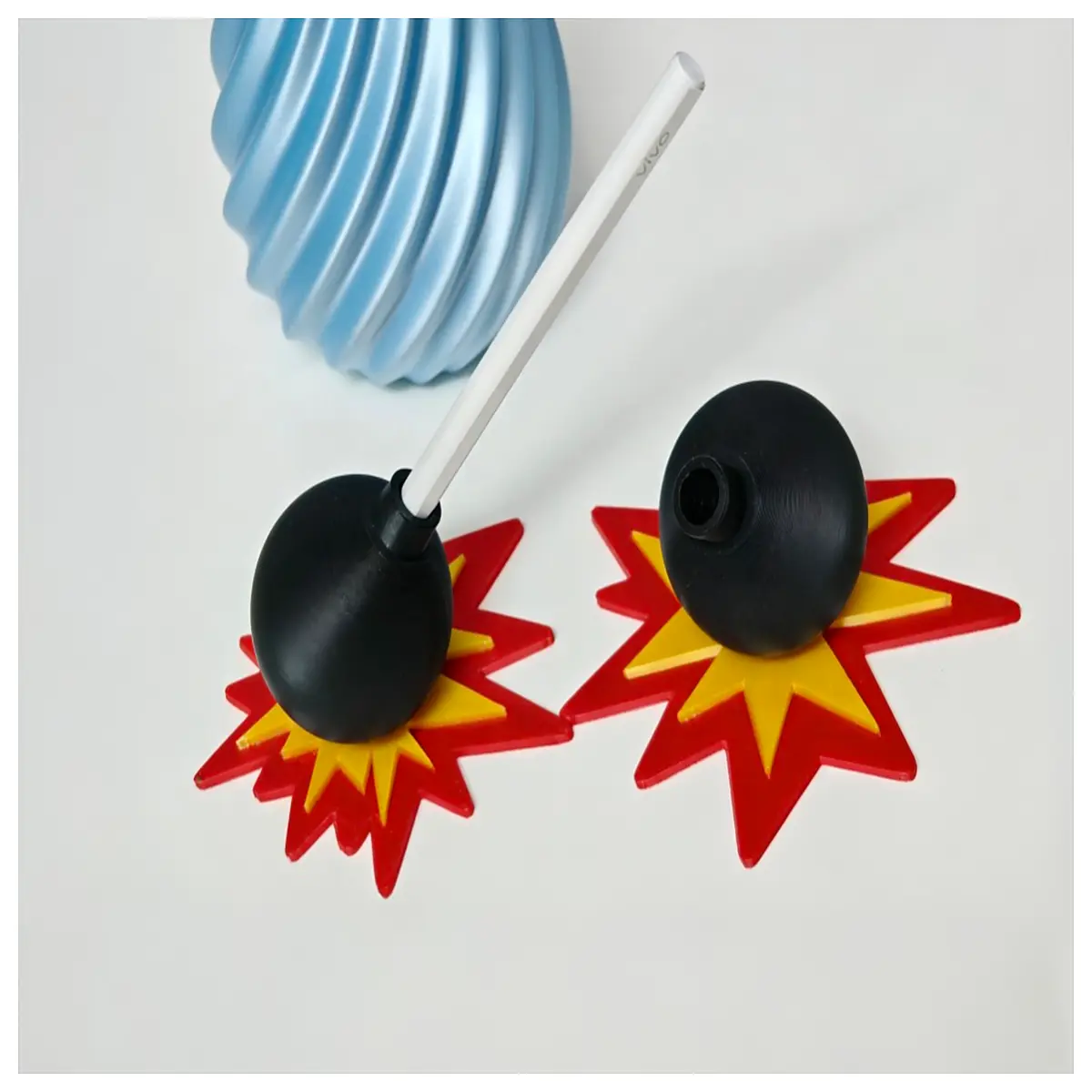 fun cartoon bomb desk organizer pen holder for pencils ballpoint pens without base