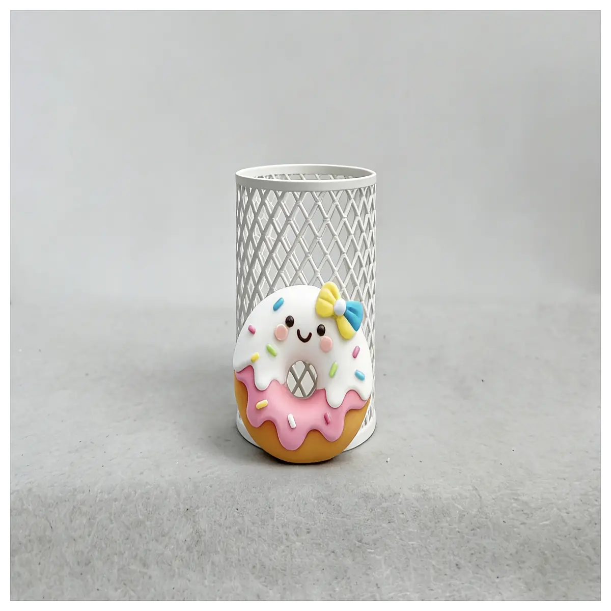 cute donut pen holder desk organizer cute stationery storage kawaii office supplies aesthetic desktop decor