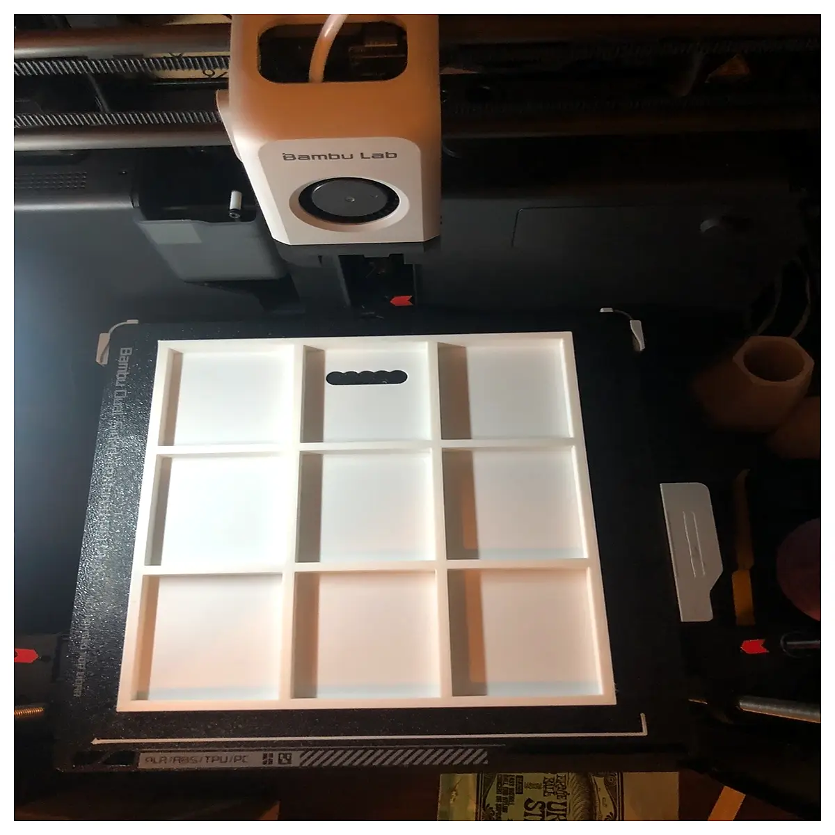 adjustable floating frame for art canvas modular system
