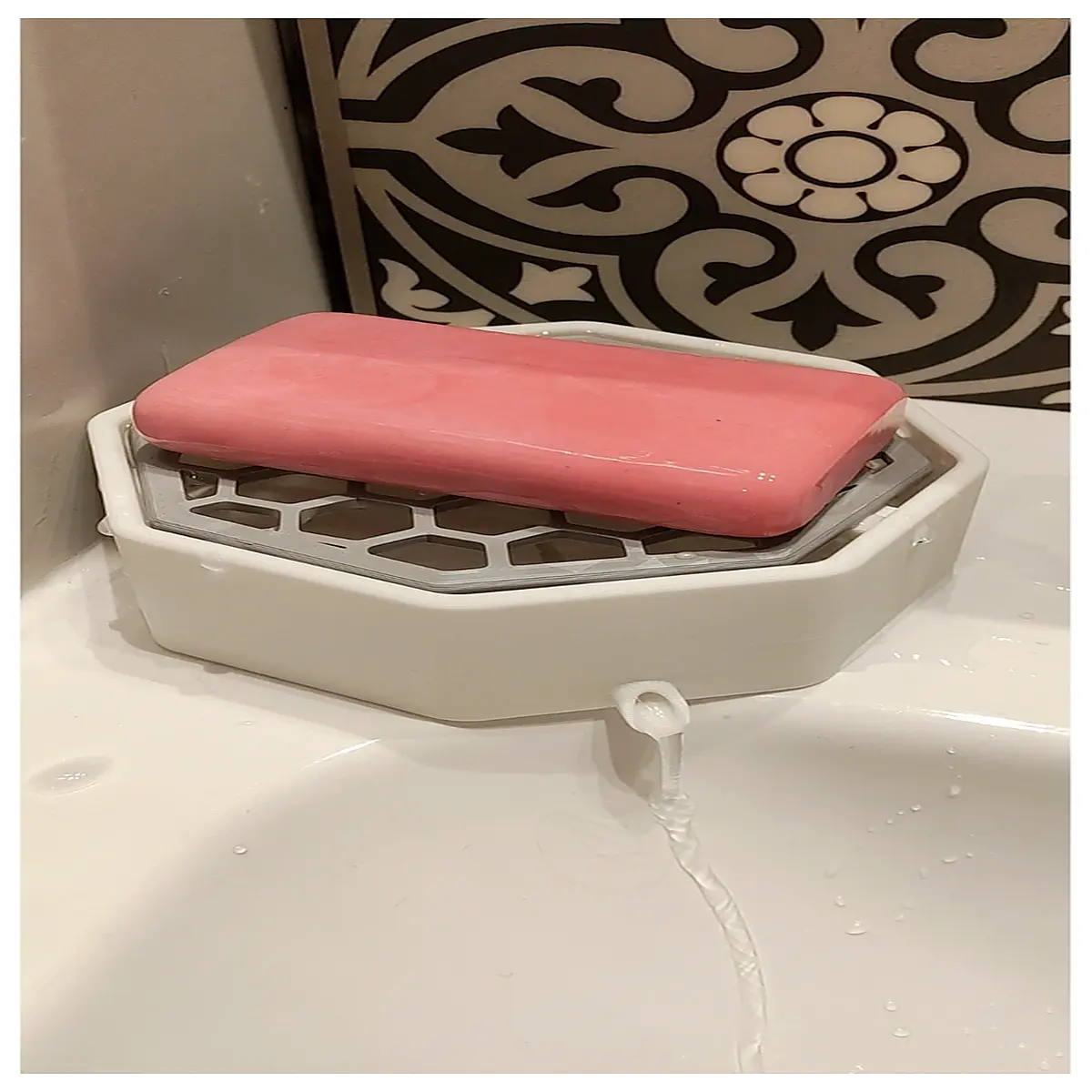drainable soap dish holder bathroom sink caddy with holes non slip silicone or ceramic for wet bar