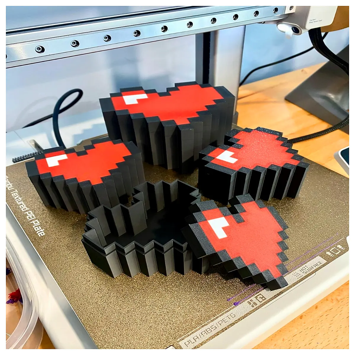 pixel box retro gaming aesthetic storage container for jewelry small gifts cute 8 bit style organizer