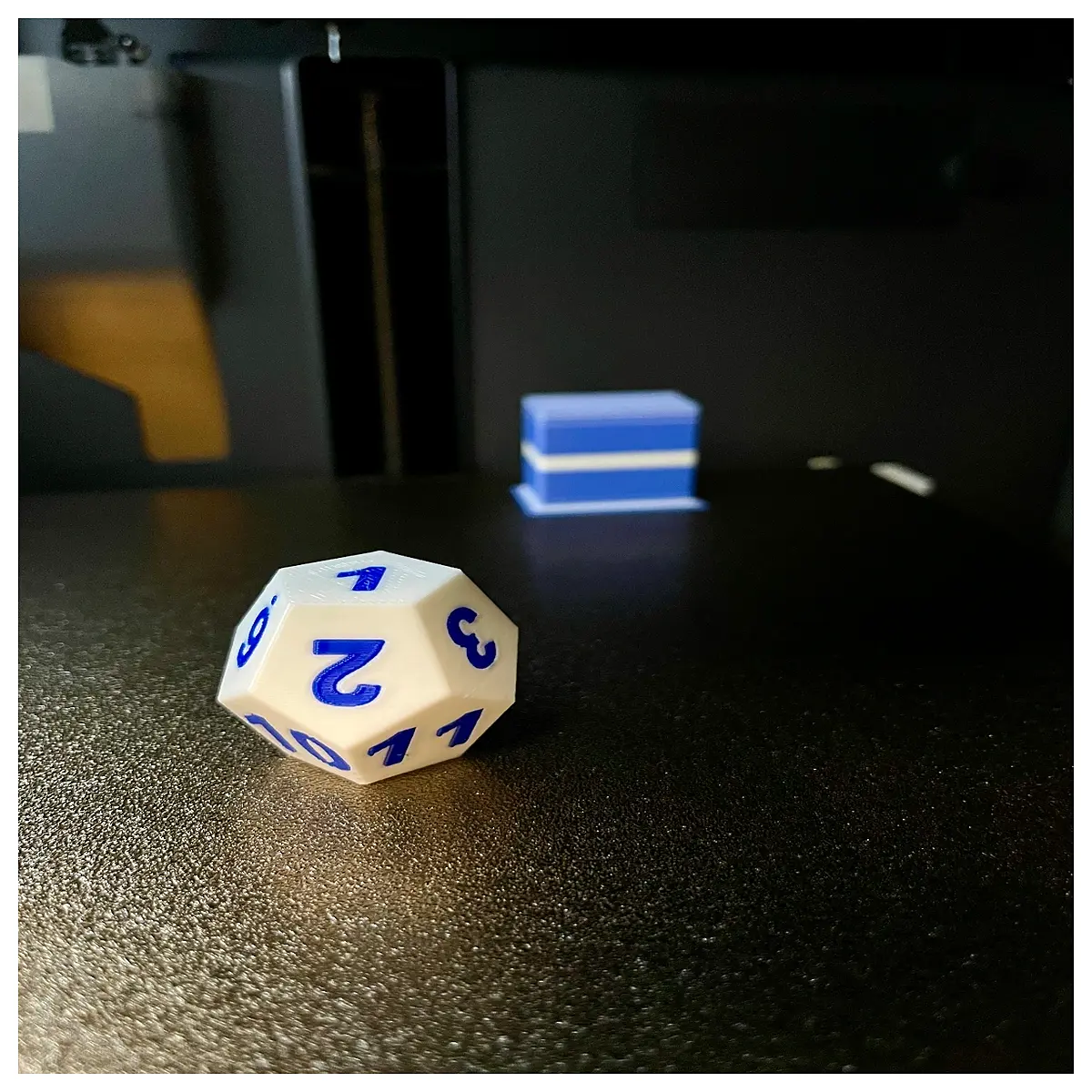 d20 dice for dnd 5e rpg tabletop gaming polyhedral set with metal core weighted tumblers for critical hits