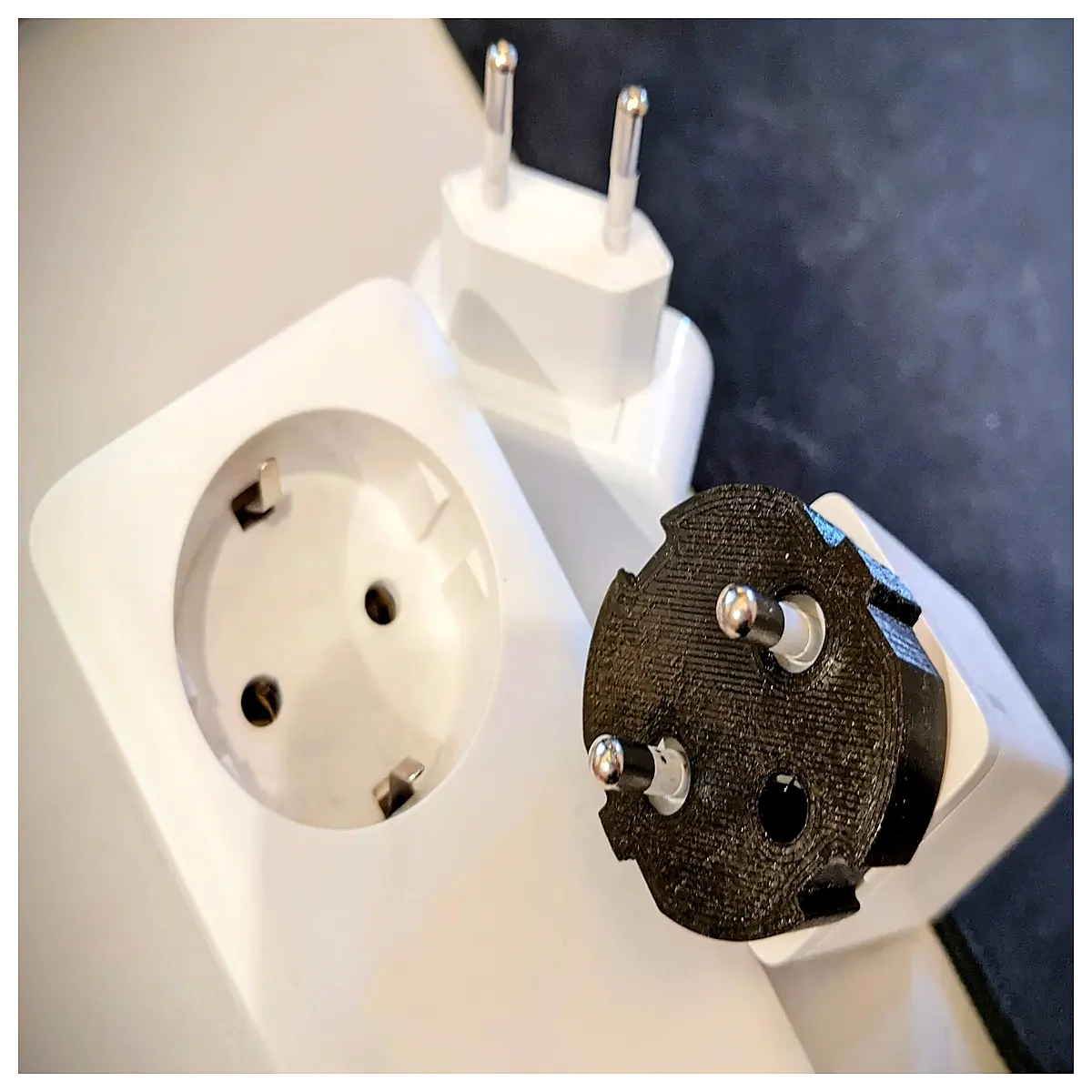 european power plug holder with grounding hole wall mount socket organizer for schuko plugs cable management system