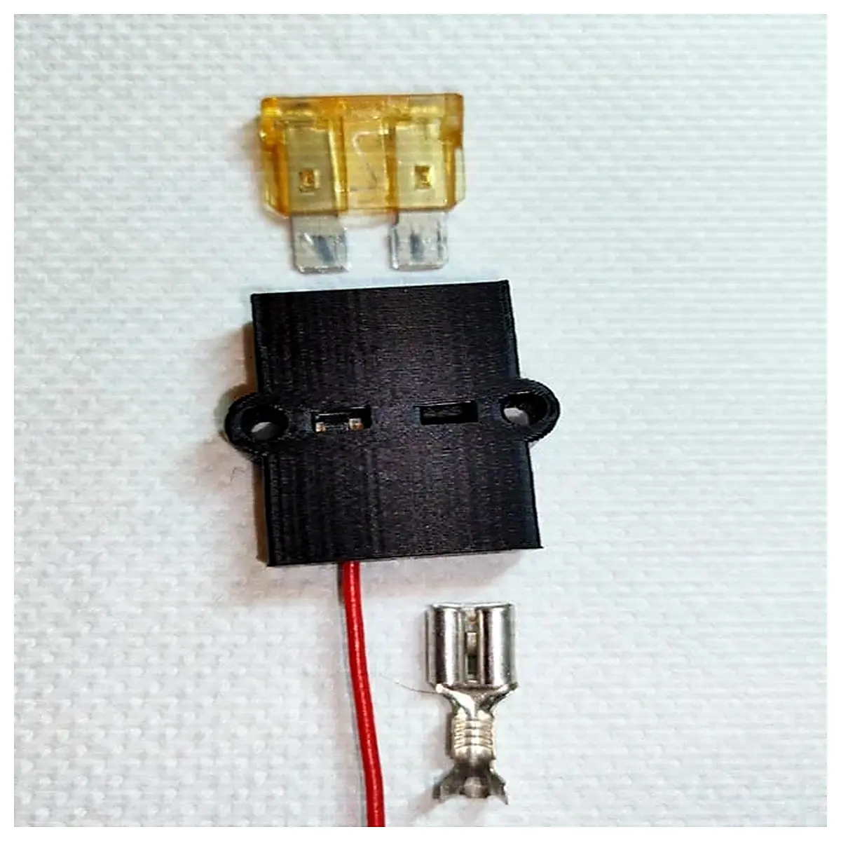 automotive fuse holder blade type mini max micro low profile replacement for car truck wiring harness circuit protection