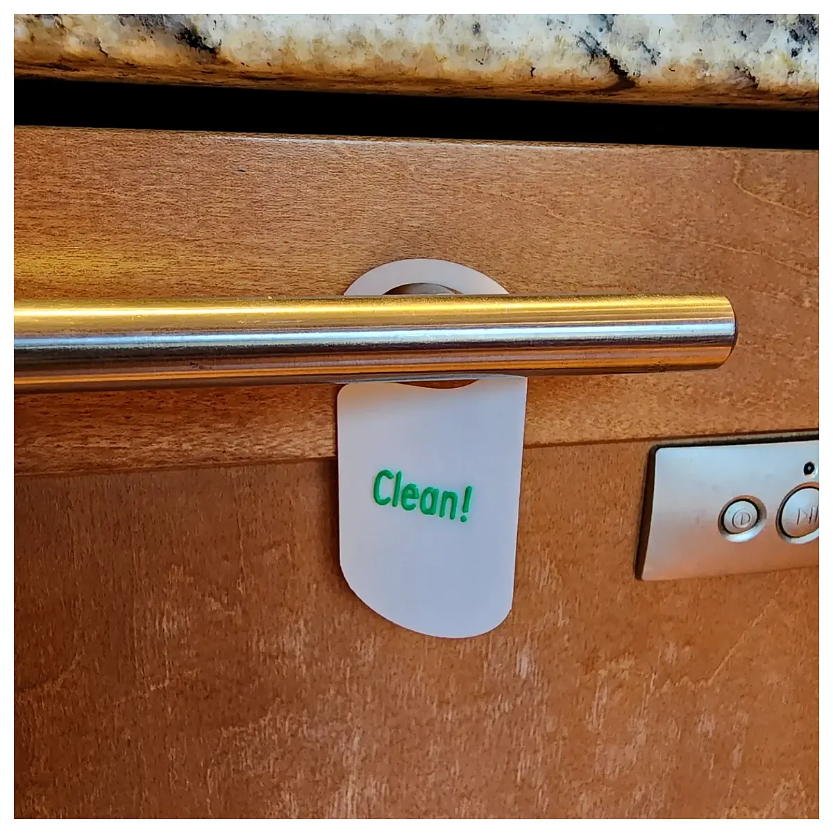 clean tableware sign magnetic door hanger restaurant kitchen hygiene status indicator safe to eat sticker