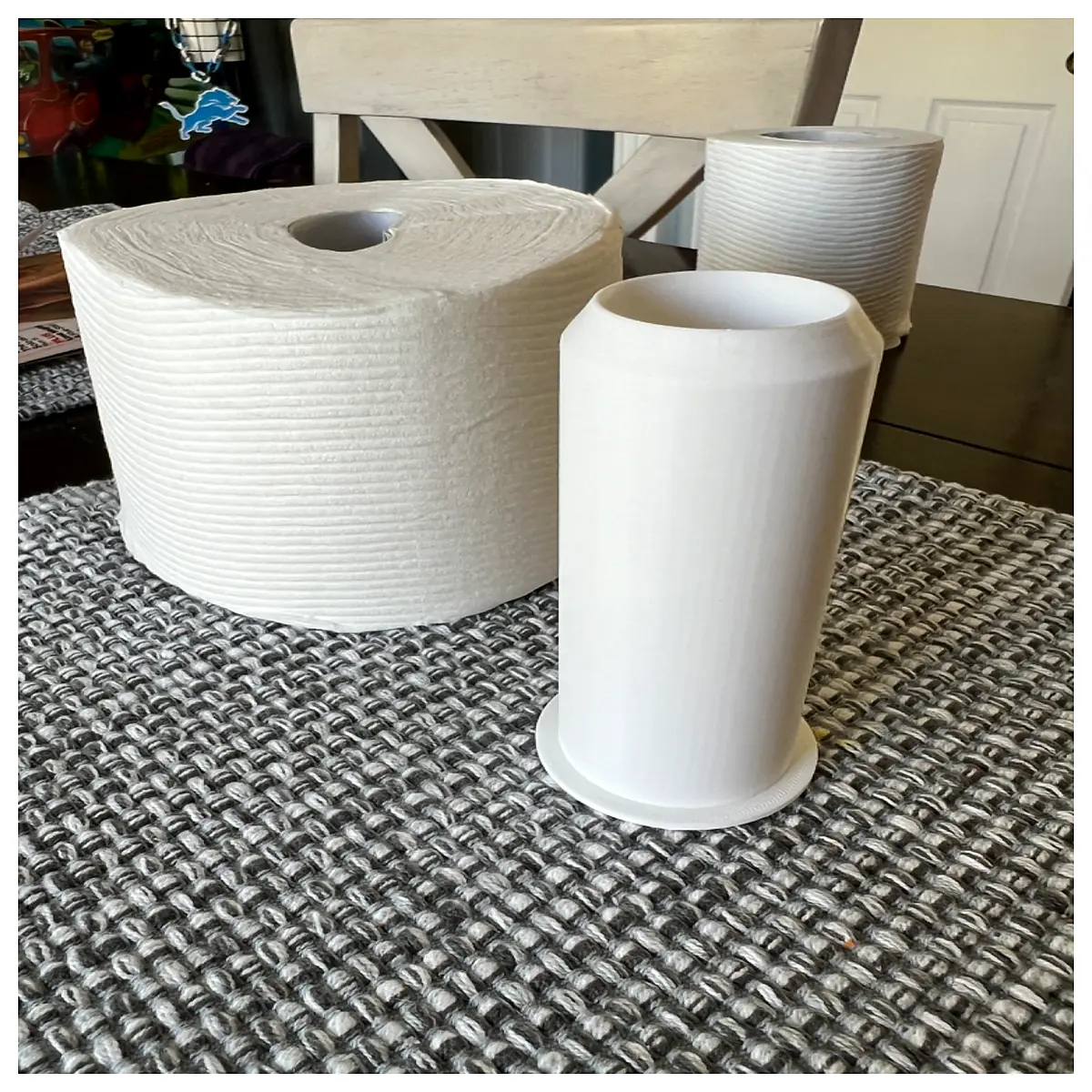 toilet paper roll aligner guide holder keep sheets flat curling bathroom organizer