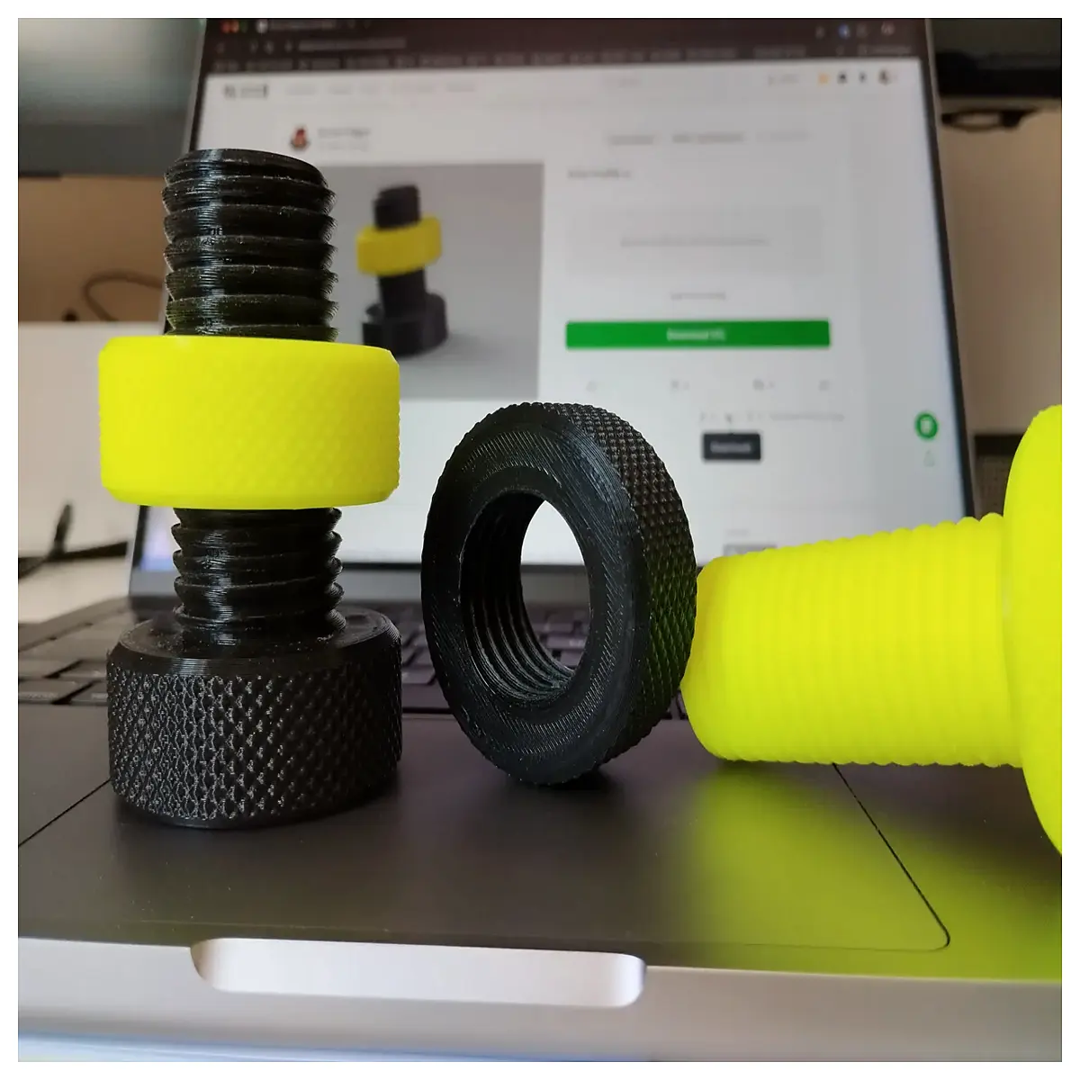 fidget screw toy for anxiety relief and tactile desk gadget for stress reduction