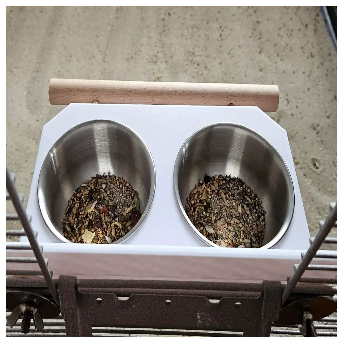 outdoor bird feeder tray for suet cakes seed hopper catch pan anti splash saucer