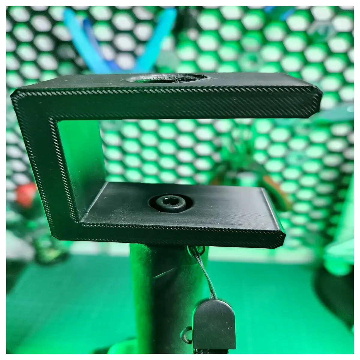 universal camera desk mount clamp for tripod duty table grip holder for vlogging live streaming photography equipment