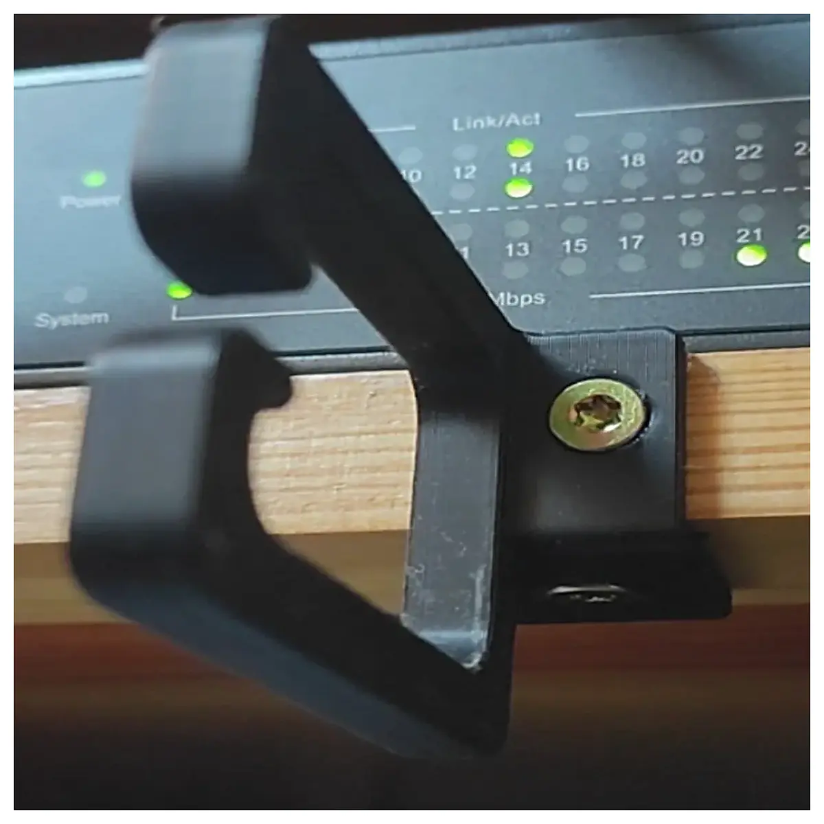 20mm shelf edge cable management clips organizer holder for wire routing