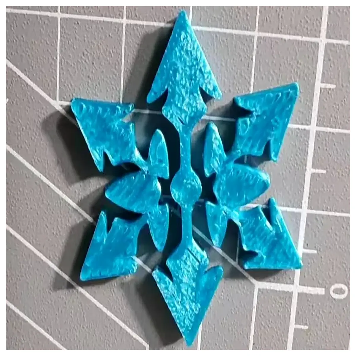 ice blue pendant necklace for women frosty gemstone choker winter aesthetic jewelry gift