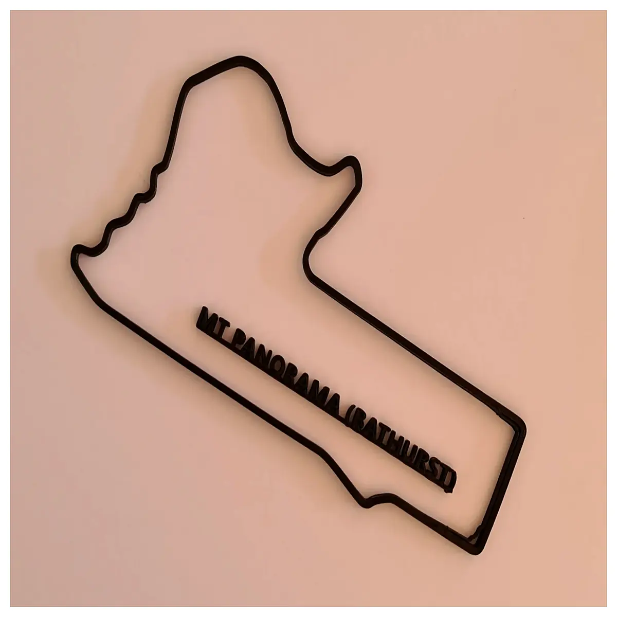 bathurst mount panorama track map layout circuit guide racing history