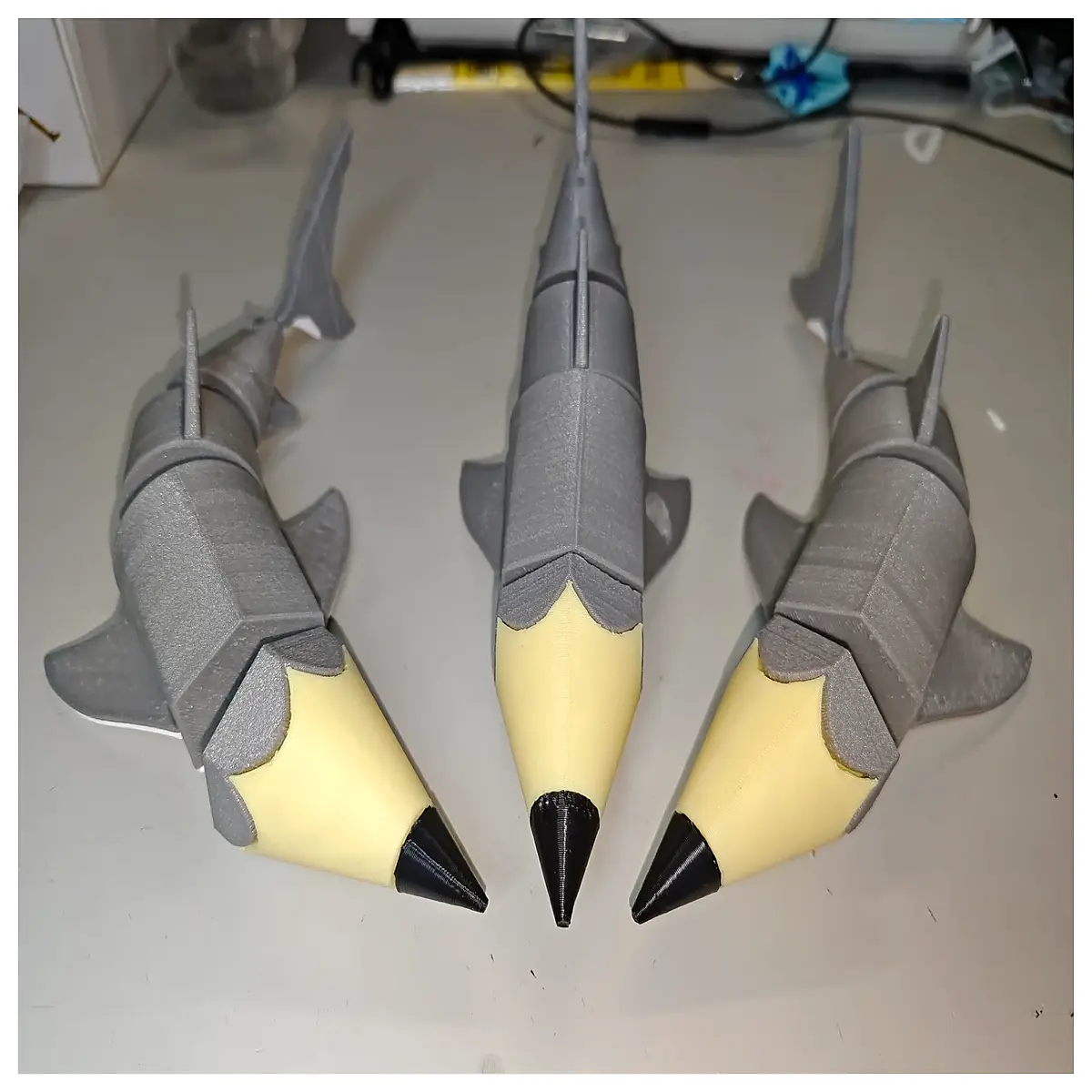 articulated great white shark pen novelty fidget toy stress relief desk accessory for students