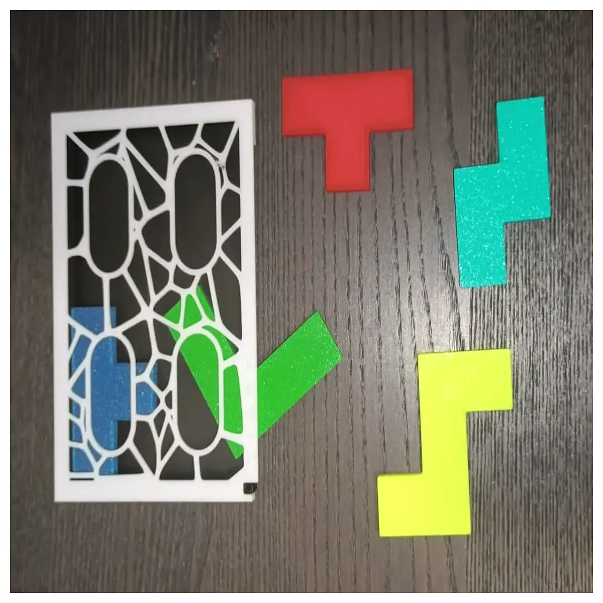 voronoi pattern jigsaw puzzle 5 piece medium difficulty geometric brain teaser adult gift