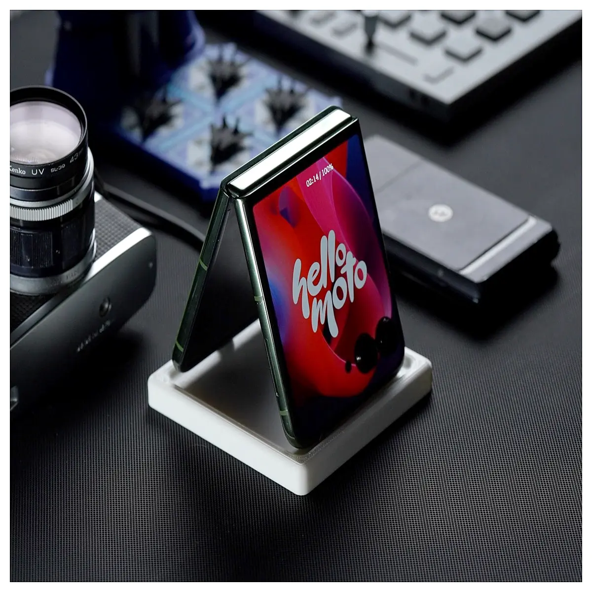 foldable phone with cable management tent mode desk organizer for horizontal viewing