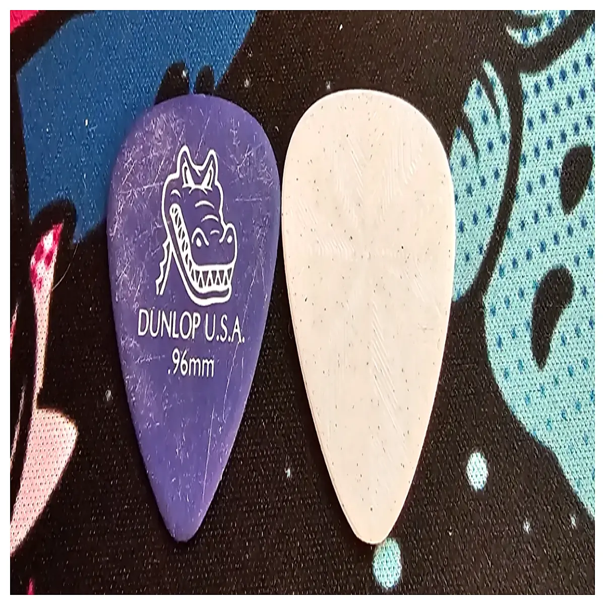 thin guitar picks 96mm jazz standard celluloid plectrum for smooth playing