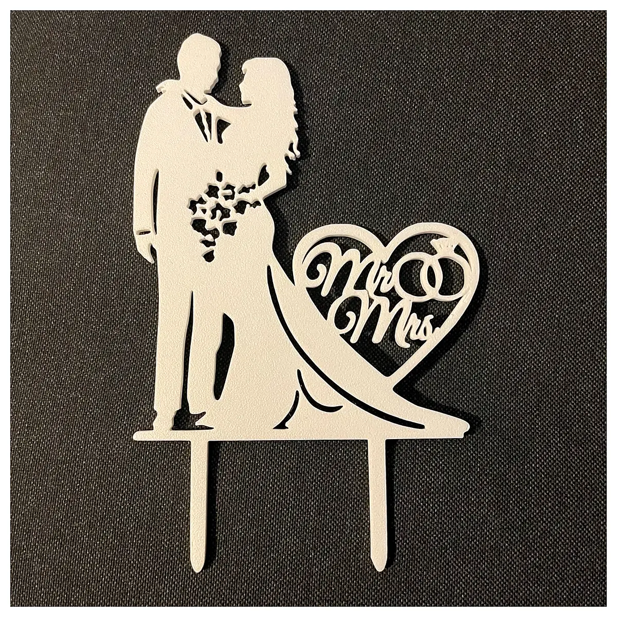 groom and bride wedding cake topper figurine newlywed couple decoration for reception table romantic anniversary gift idea