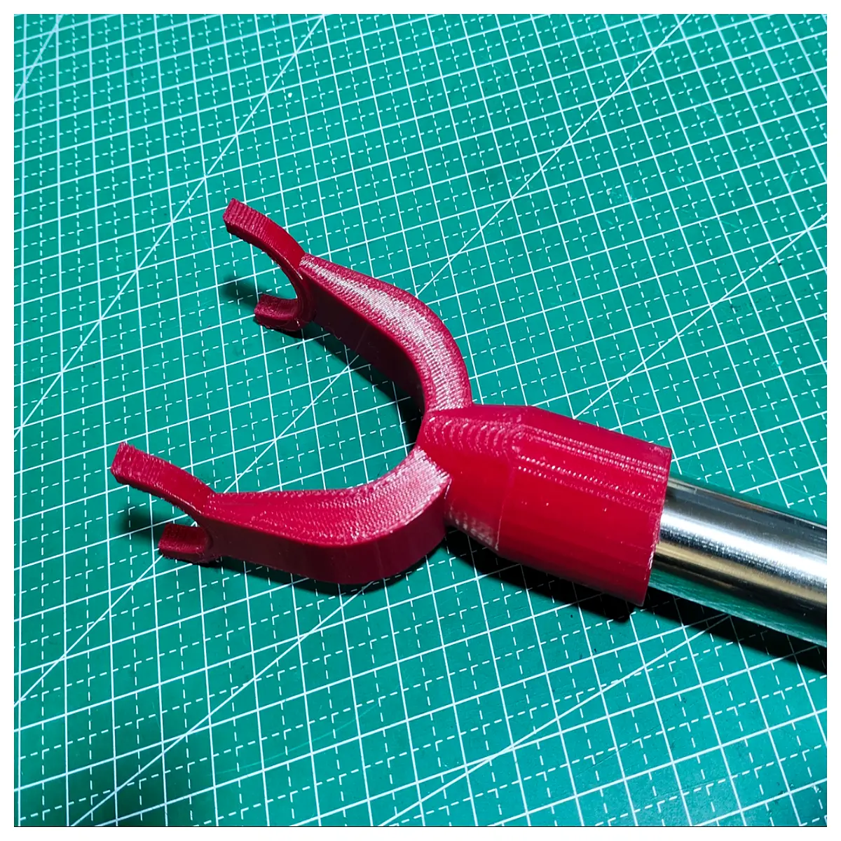extendable telescopic pole for hanging clothes long reach laundry helper tool adjustable drying rod attachment