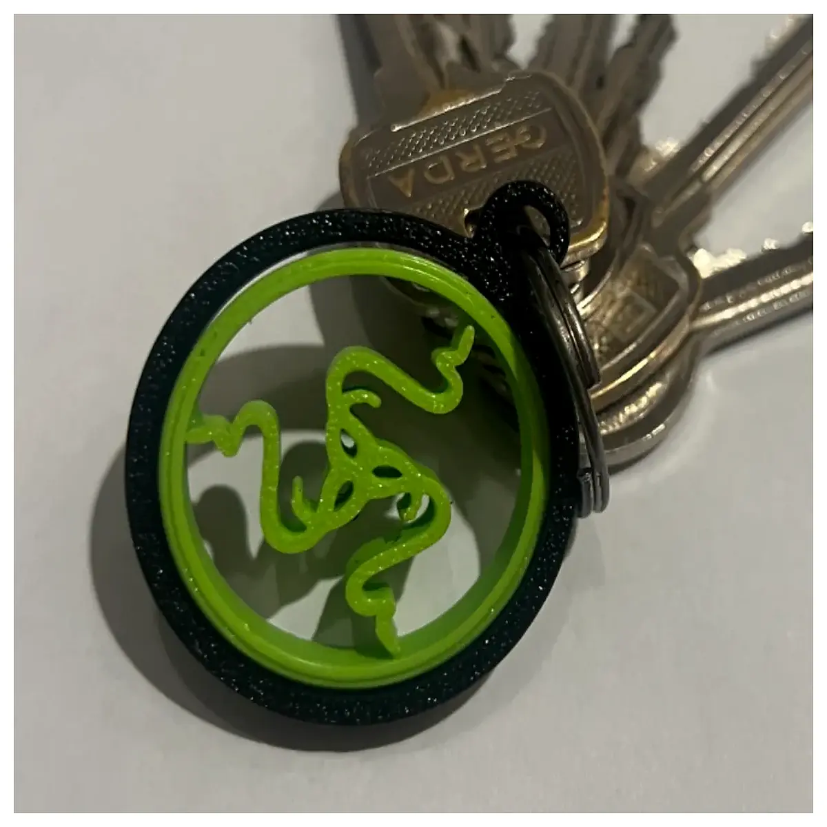 gaming gyroscope keychain metal spinning fidget toy for gamers stress relief edc accessory cool tech gift idea