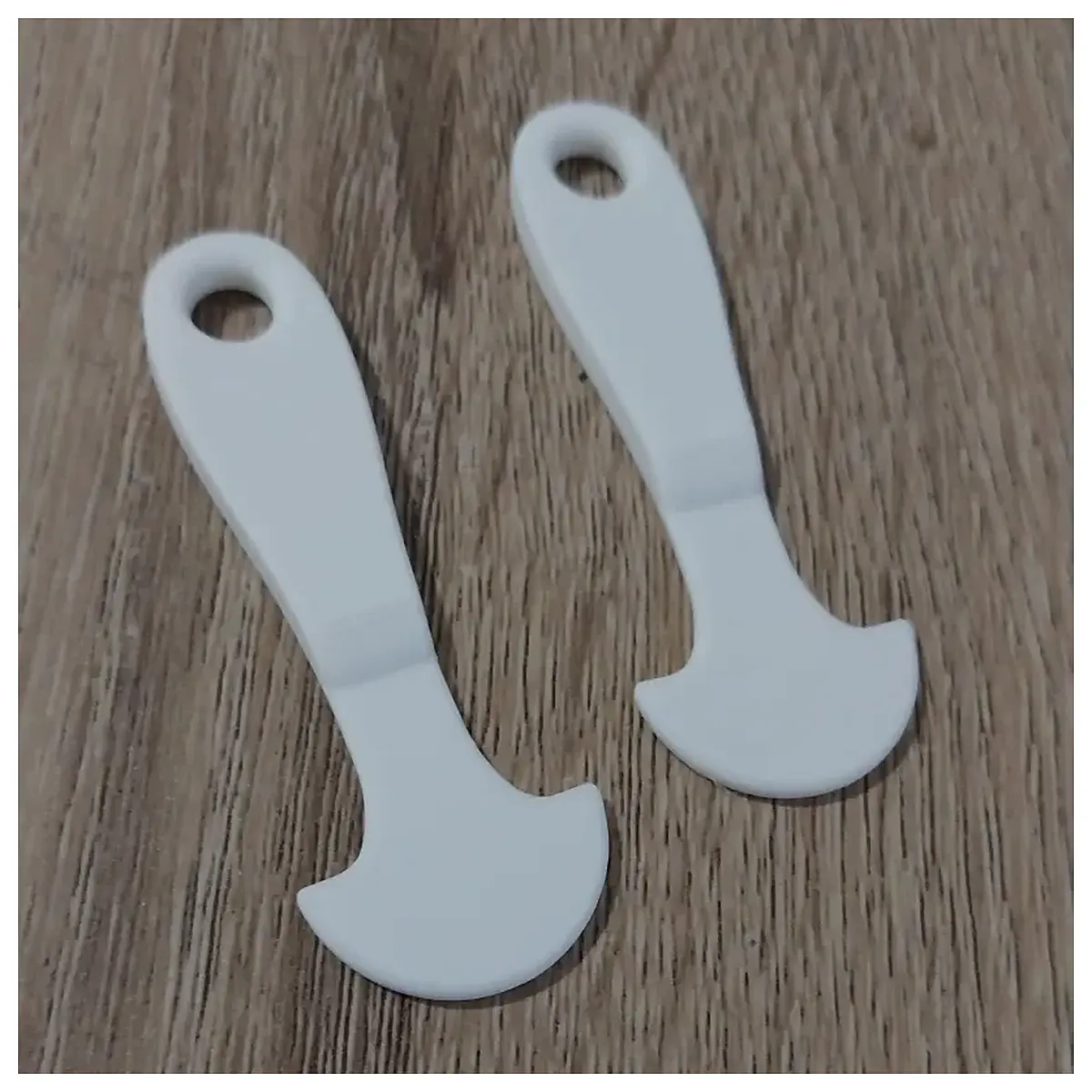 buy one dollar coin for shopping cart trolley supermarket parking fee key replacement reusable metal currency chip