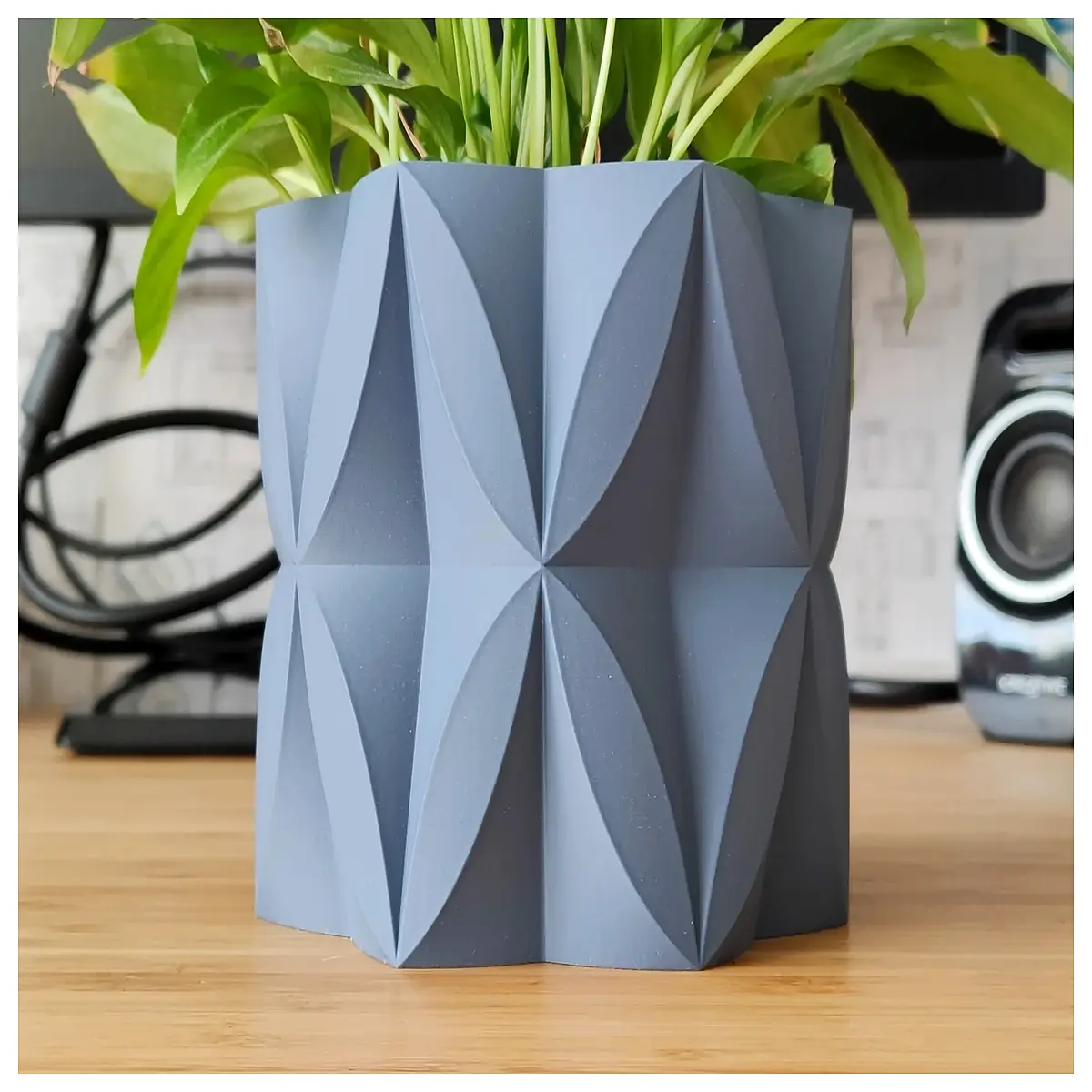 vase home decor ceramic flower pot with motif modern floral arrangement container for living room table artistic plant hold