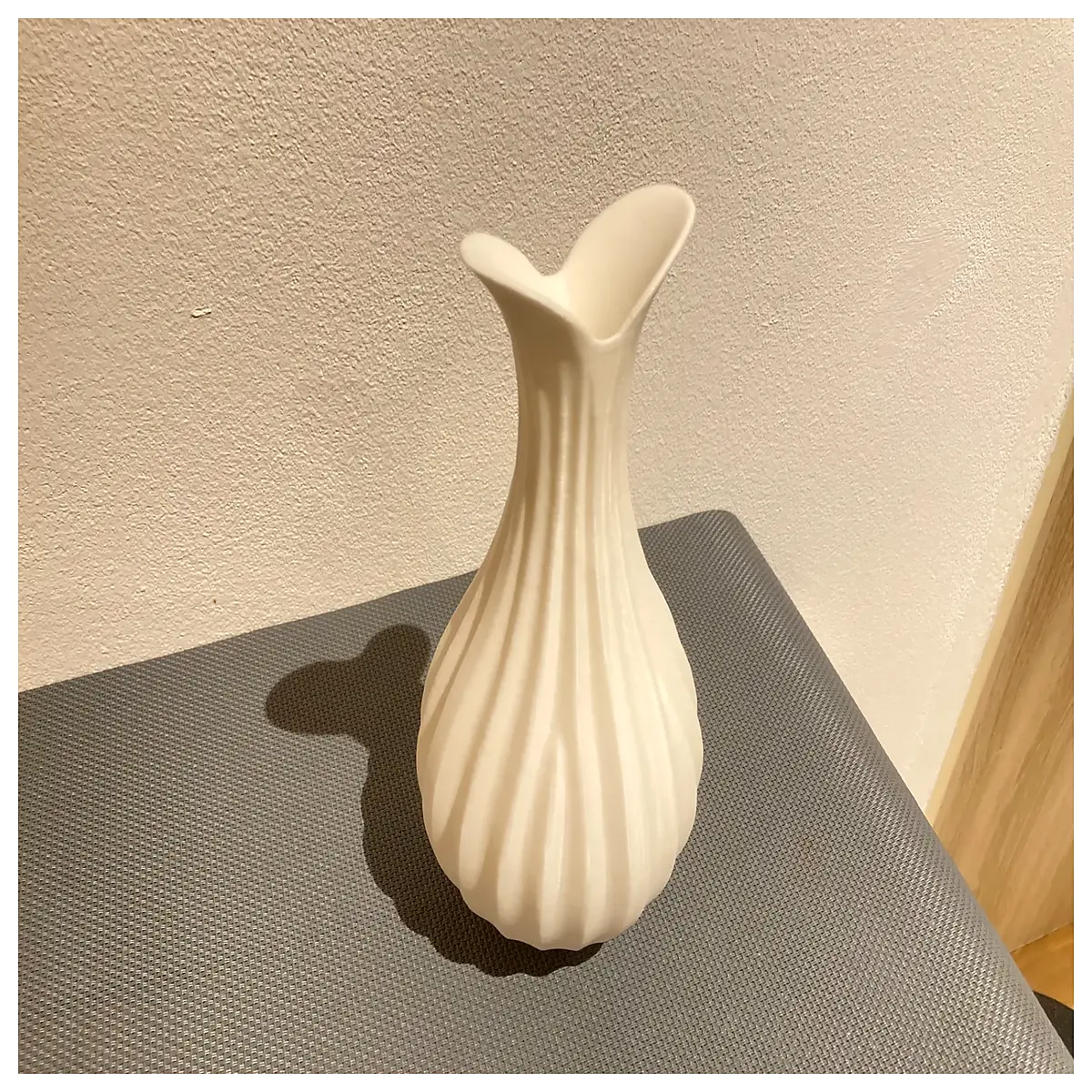 modern ceramic vase for home decor tall flower vase with flowing design elegant centerpiece for fresh flowers and dried bouquets