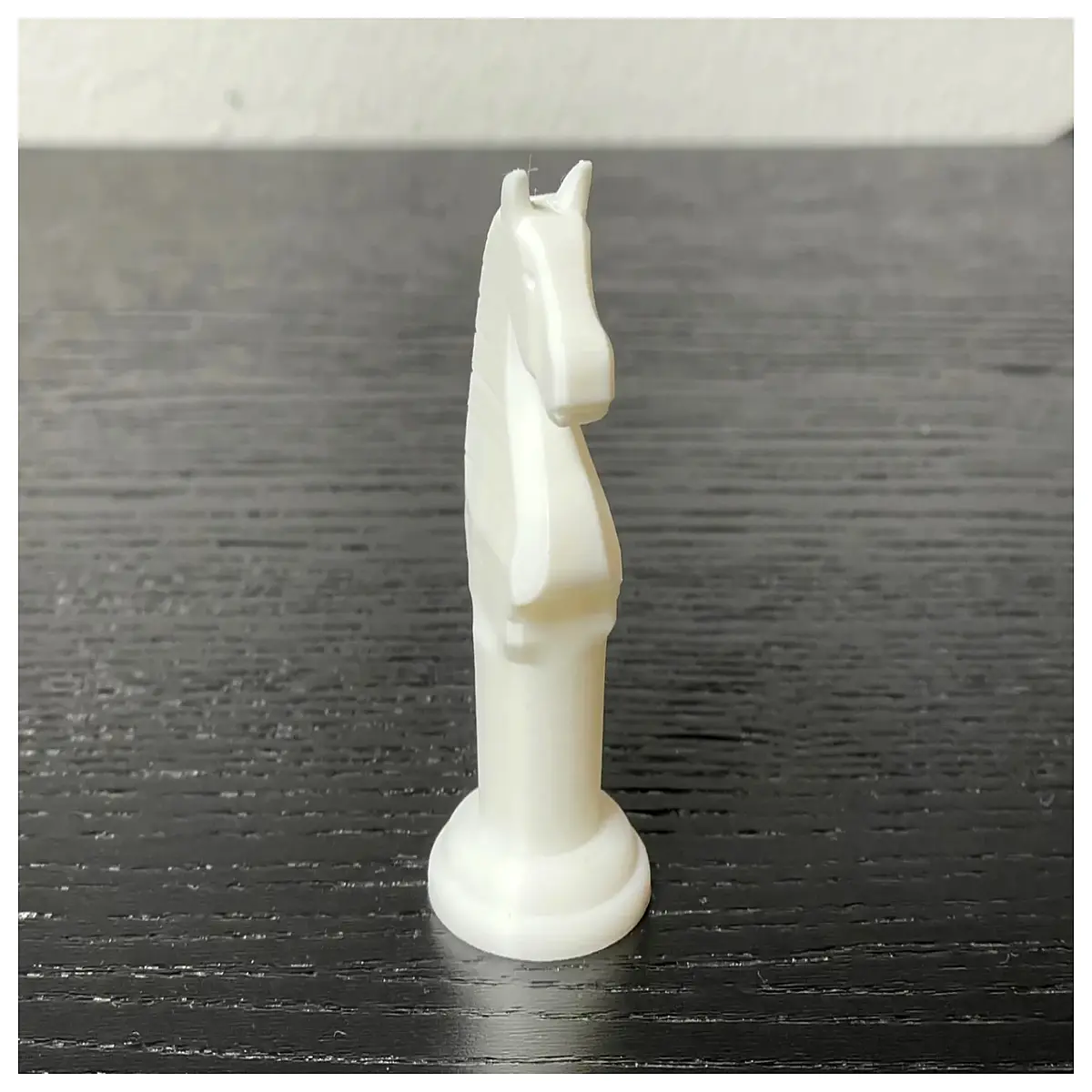 modern chess knight piece contemporary design chess set horse figurine minimalist wooden or metal chess knights for board games