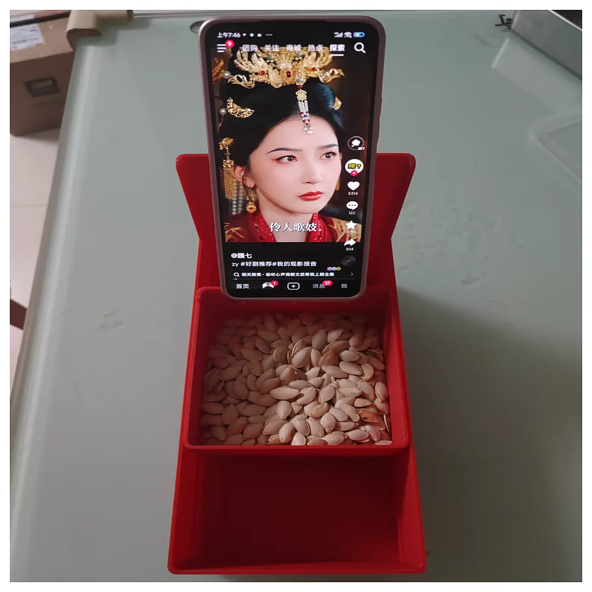 adjustable phone with snack tray holder for couch watching movies tablet mount versatile holiday gift