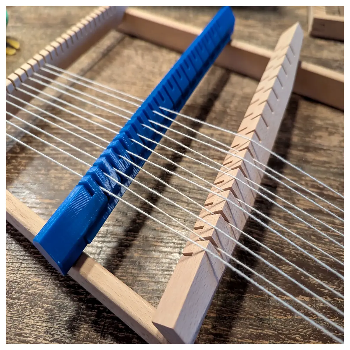 shuttle separator tool for loom maintenance automatic bobbin changer mechanism parts textile weaving machine shuttle ejector replacement