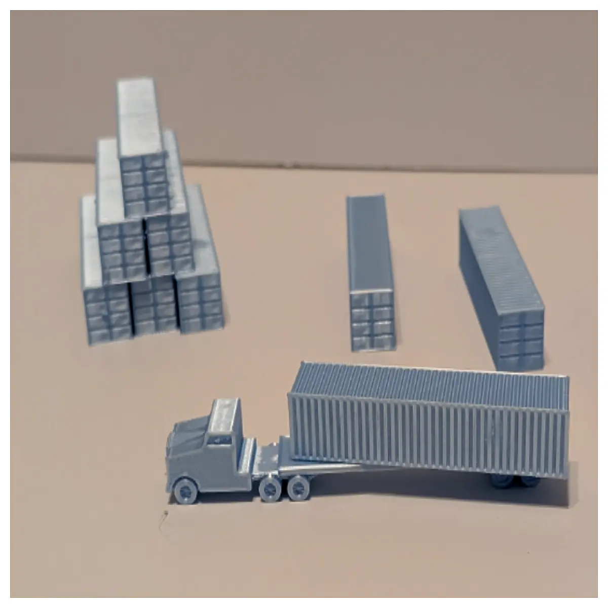 detailed freight train cargo container diecast ho scale locomotive accessories for collectors