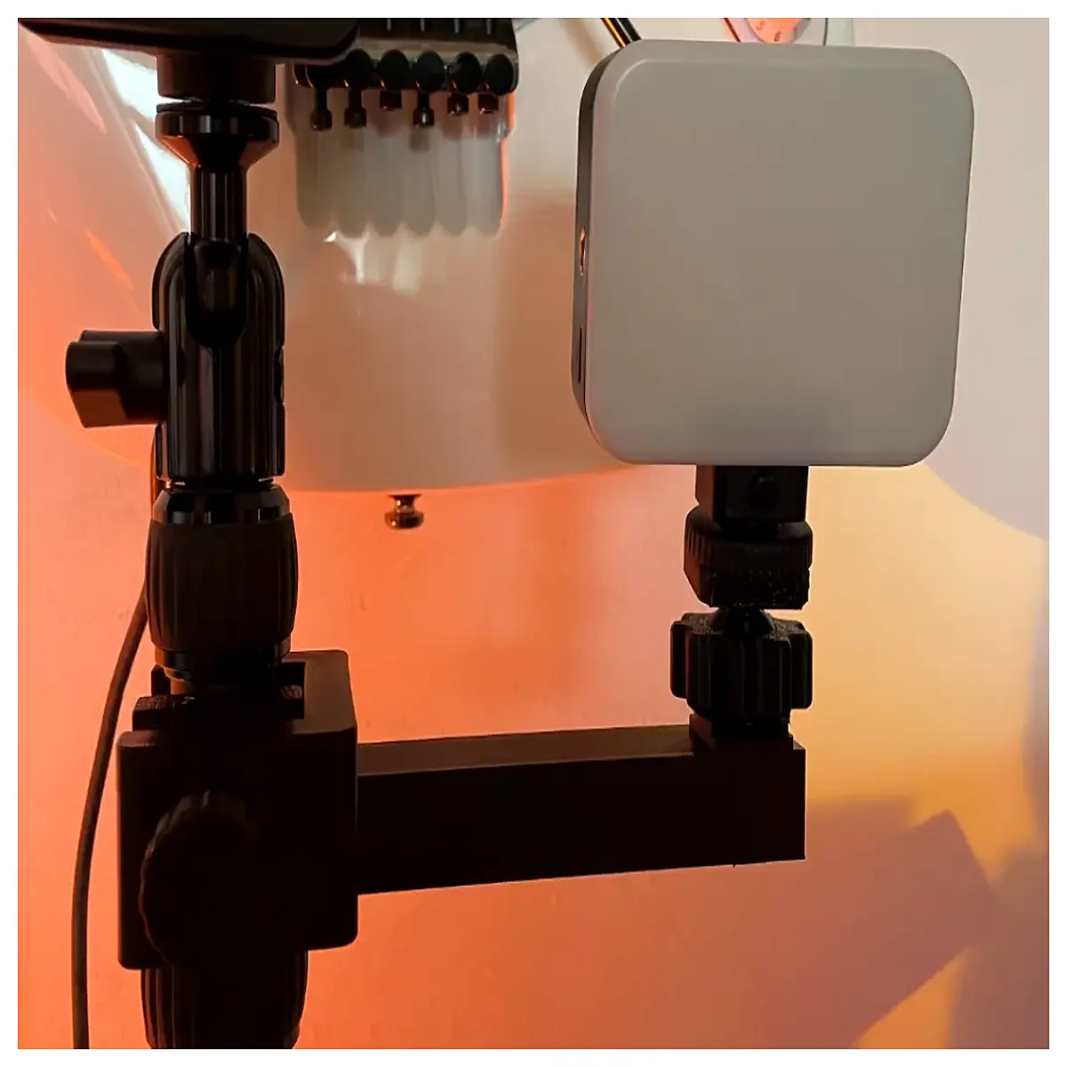 elgato hot shoe mount clamp adapter for key stream deck cam link streaming setup accessories