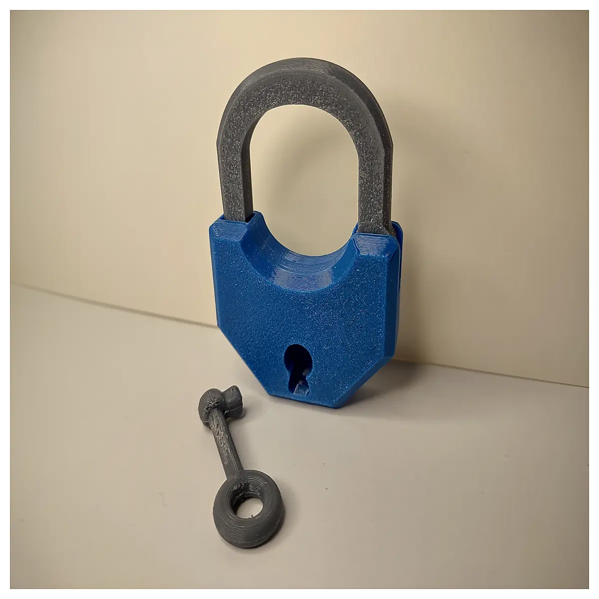 replacement key for updated functional lock with key included